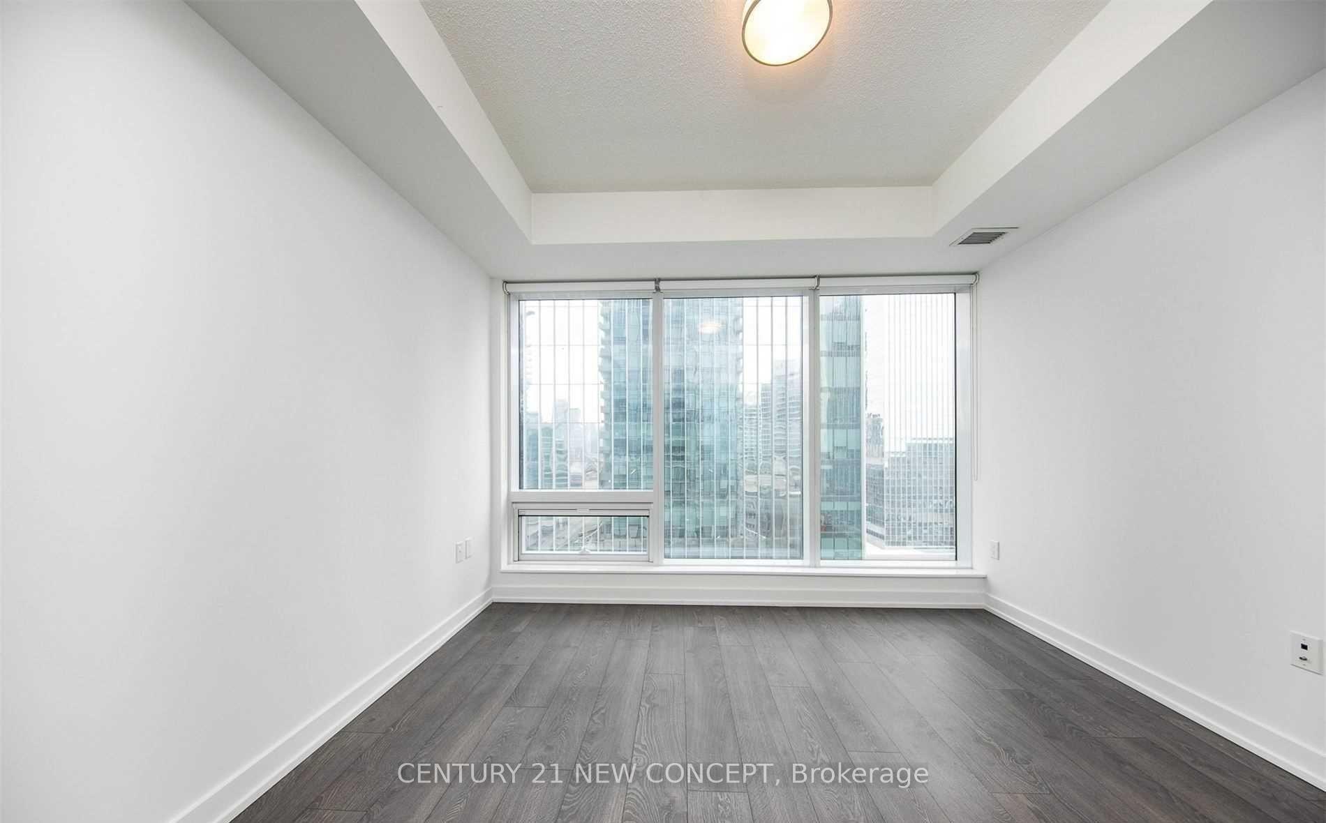 Photo 19 of Unit 1404, 10 York Street, Toronto, Waterfront Communities — HOMEH