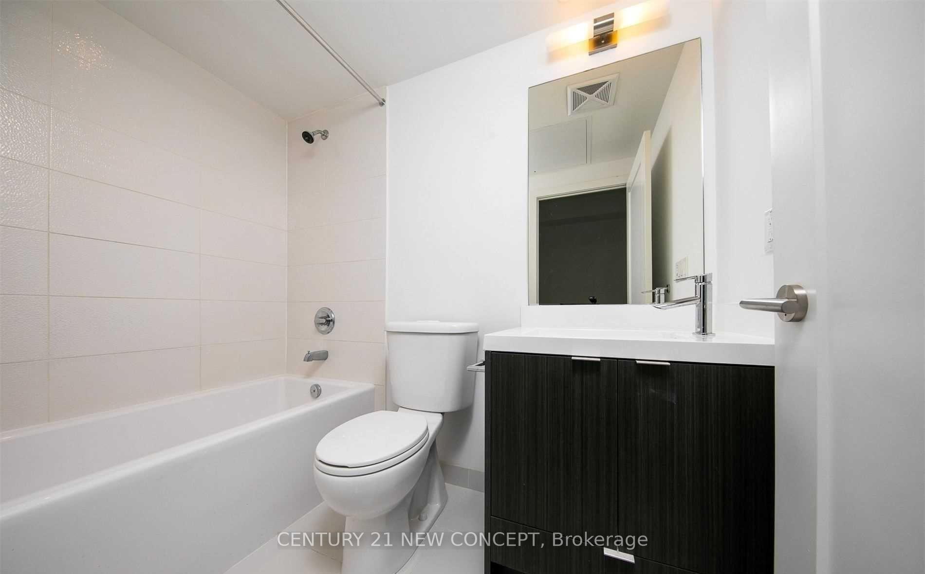 Photo 21 of Unit 1404, 10 York Street, Toronto, Waterfront Communities — HOMEH