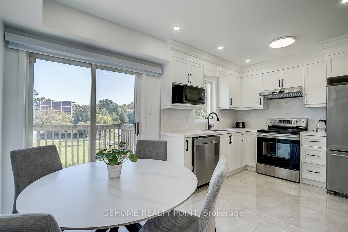 Photo 13 of Unit Upper, 8D Leaside Park Drive, Toronto, Thorncliffe Park — HOMEH