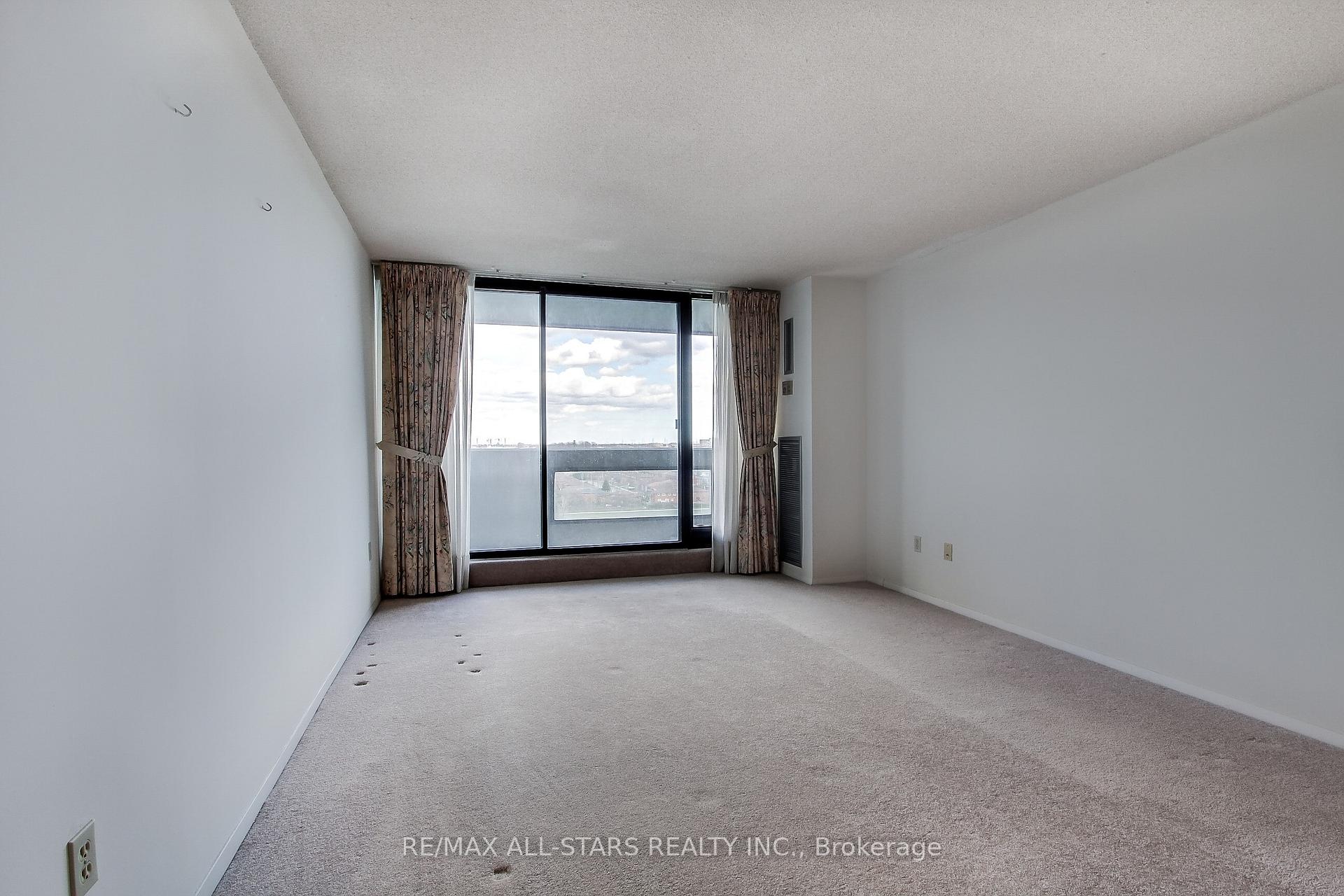 Photo 14 of Unit 1203, 255 Bamburgh Circle, Scarborough, Steeles — HOMEH