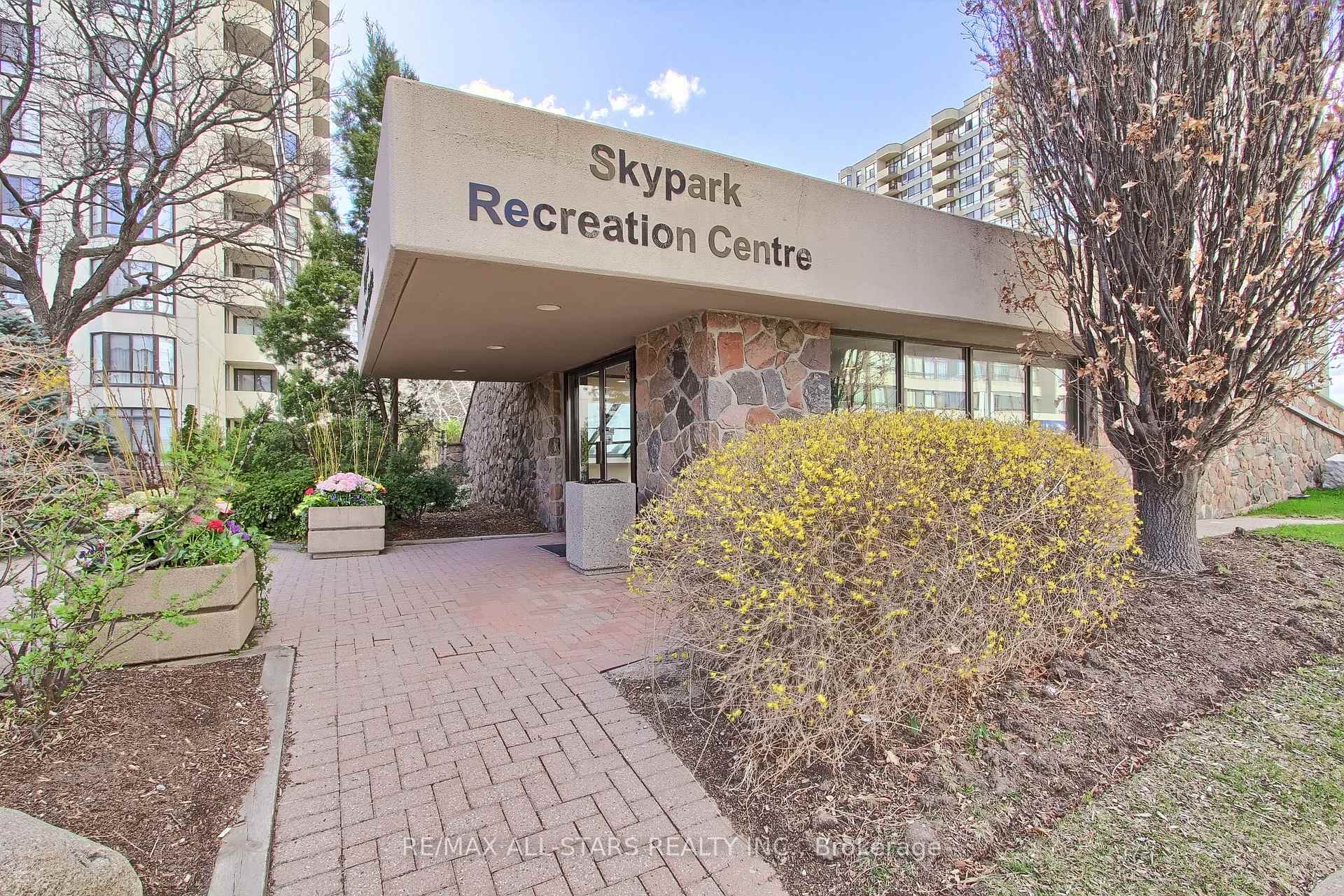 Photo 33 of Unit 1203, 255 Bamburgh Circle, Scarborough, Steeles — HOMEH