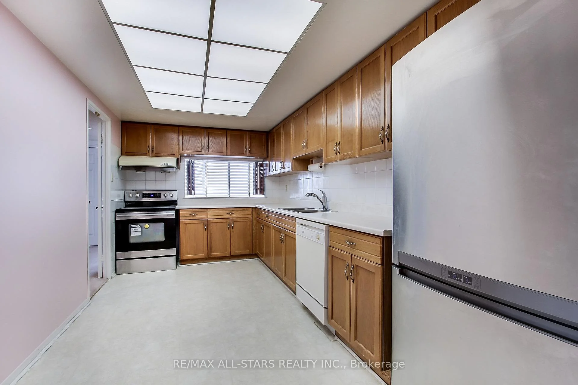 Photo 19 of Unit 1203, 255 Bamburgh Circle, Scarborough, Steeles — HOMEH