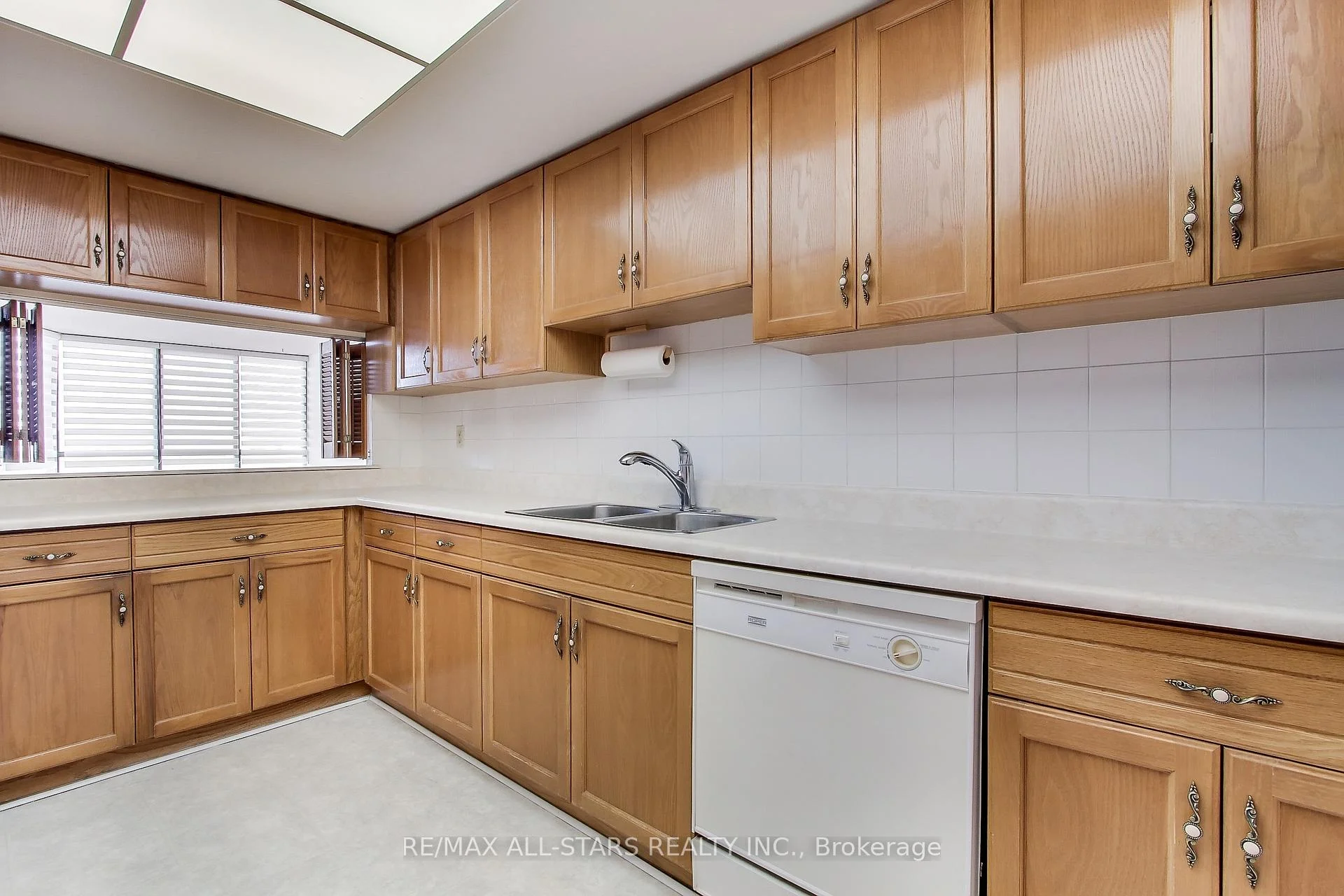Photo 20 of Unit 1203, 255 Bamburgh Circle, Scarborough, Steeles — HOMEH