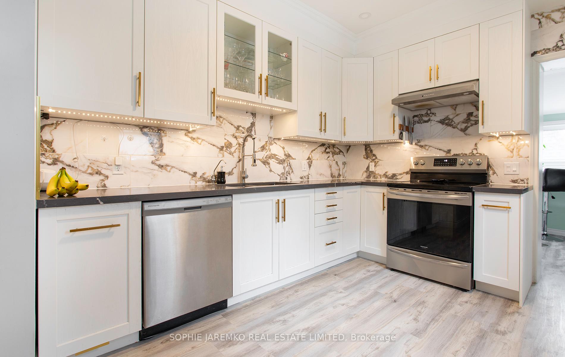 Photo 15 of 144 Eileen Avenue, Toronto, Rockcliffe-Smythe — HOMEH