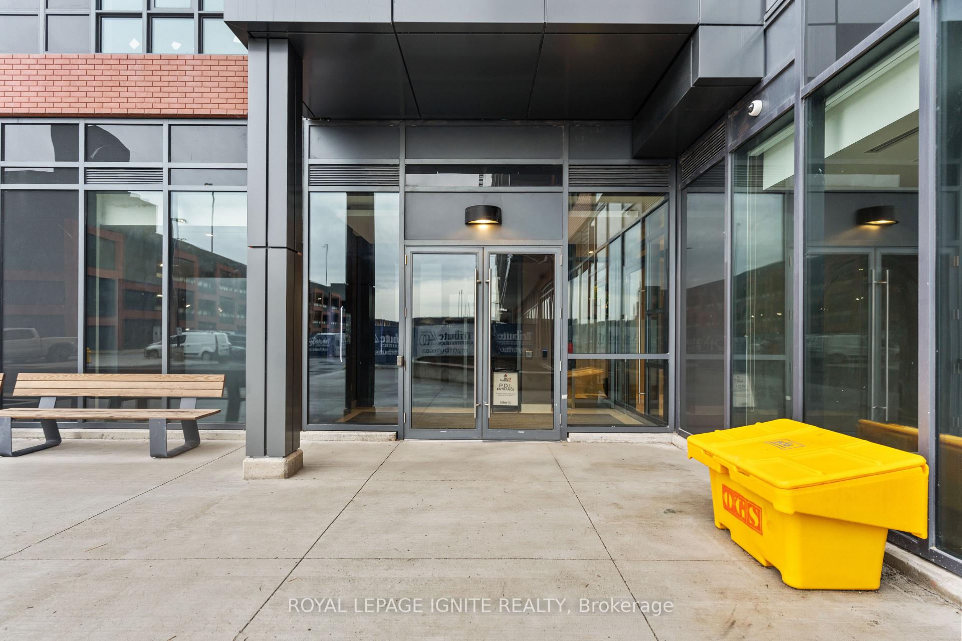 Photo 2 of Unit 2701, 2545 Simcoe Street N, Oshawa, Windfields — HOMEH