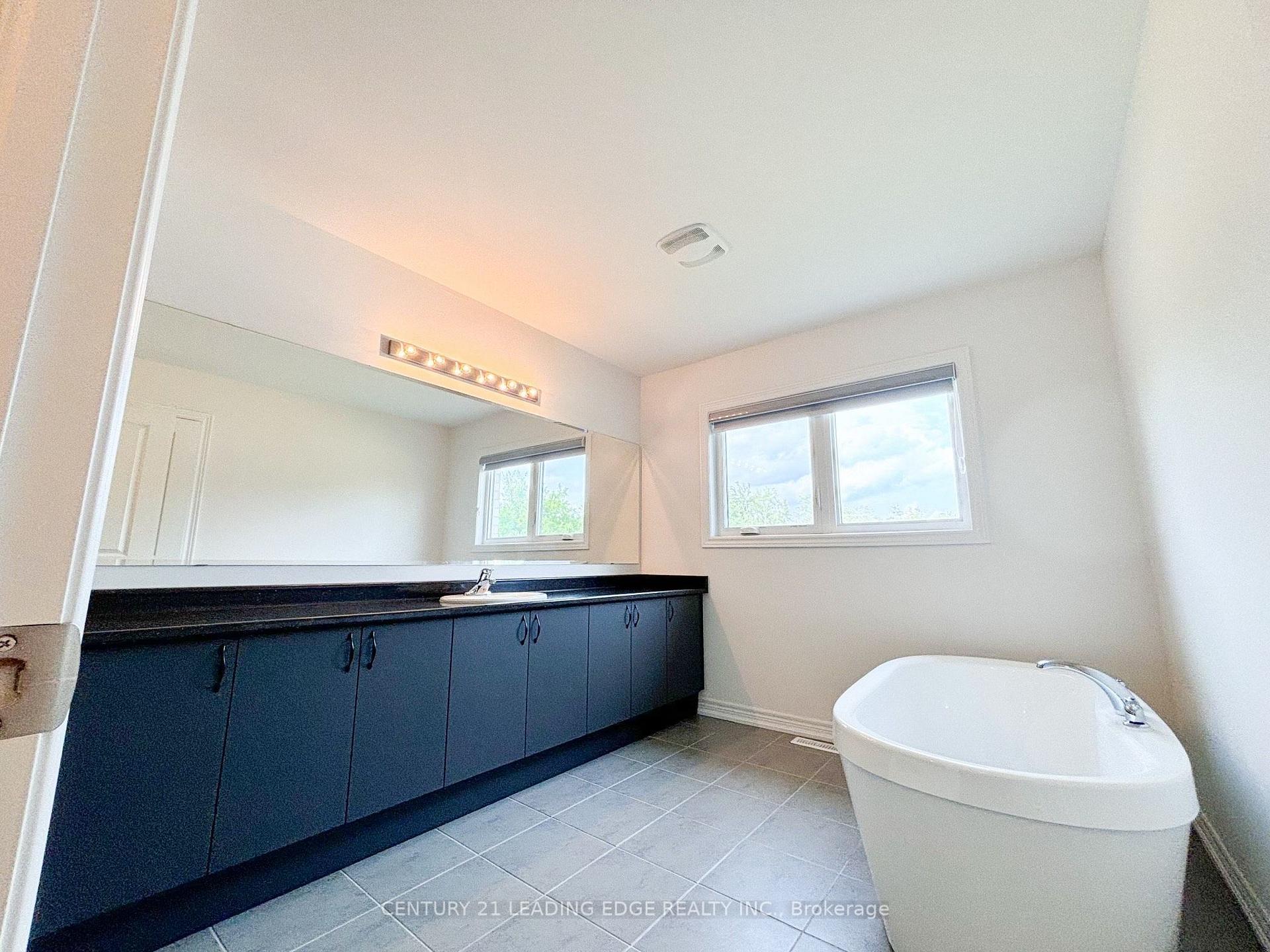 Photo 17 of 19 Wakefield Boulevard, Essa, Angus — HOMEH