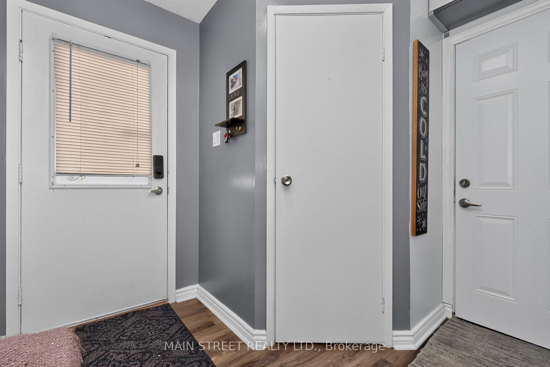 Photo 3 of 8 Robin Court, Barrie, Cundles East — HOMEH