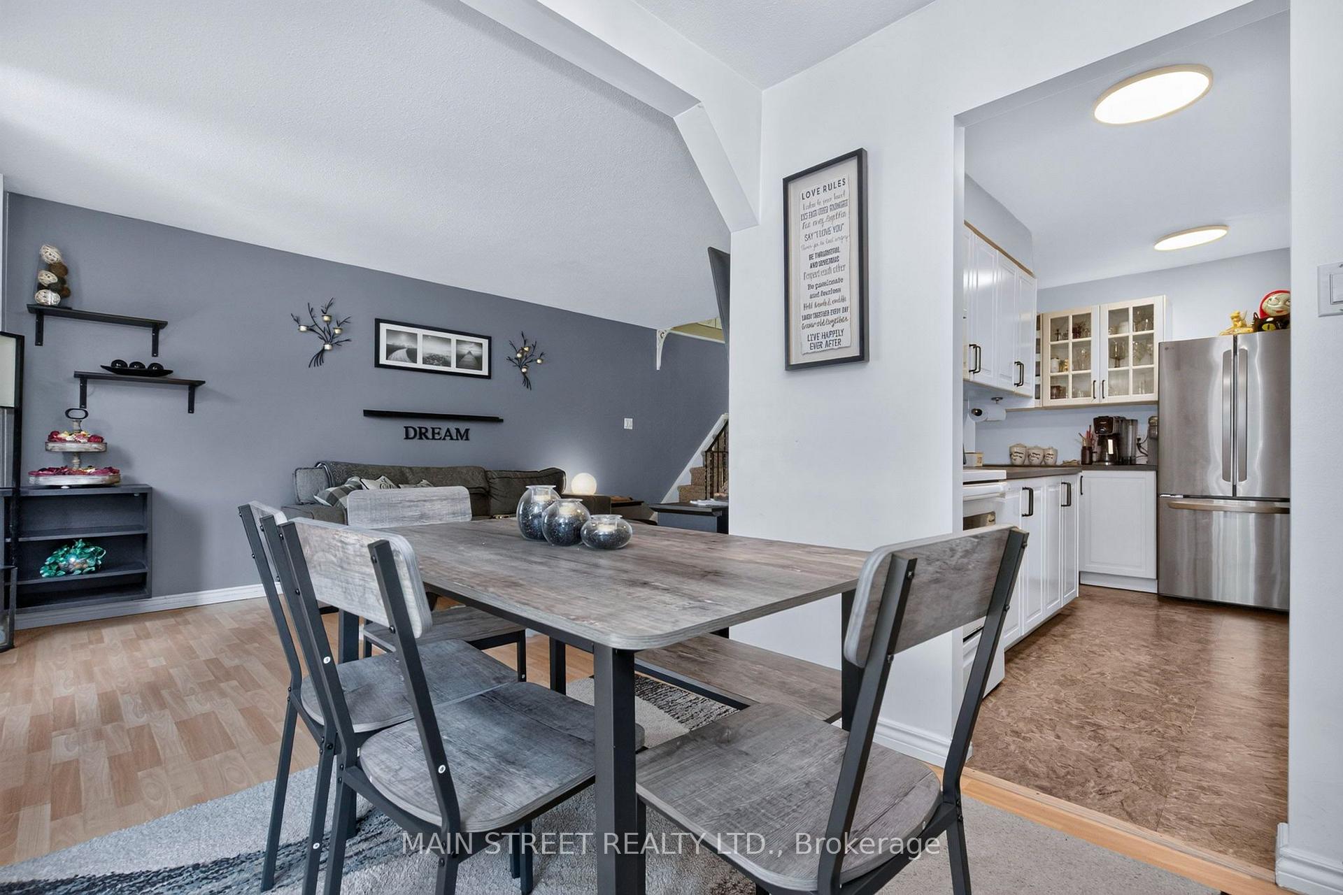 Photo 10 of 8 Robin Court, Barrie, Cundles East — HOMEH