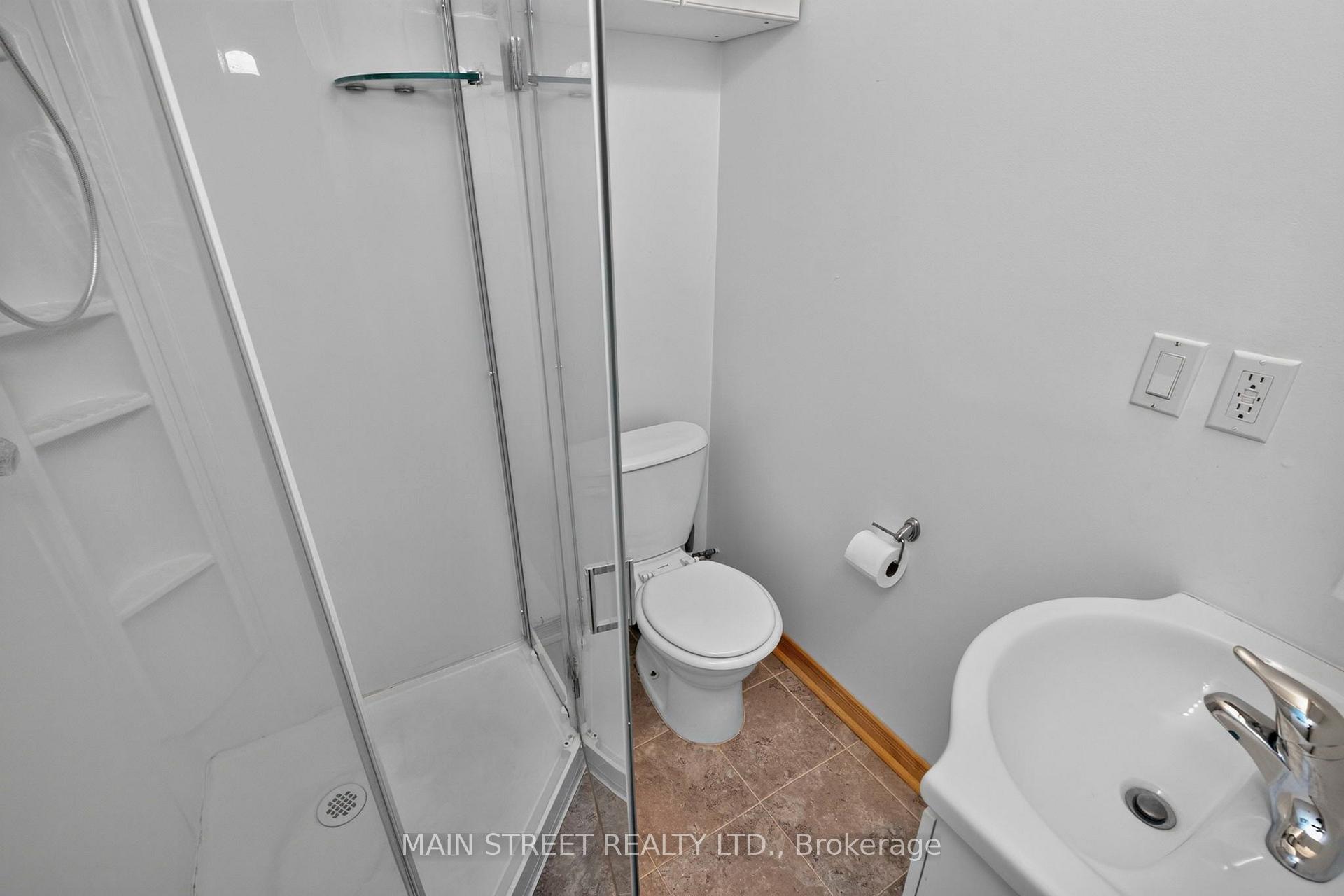 Photo 25 of 8 Robin Court, Barrie, Cundles East — HOMEH