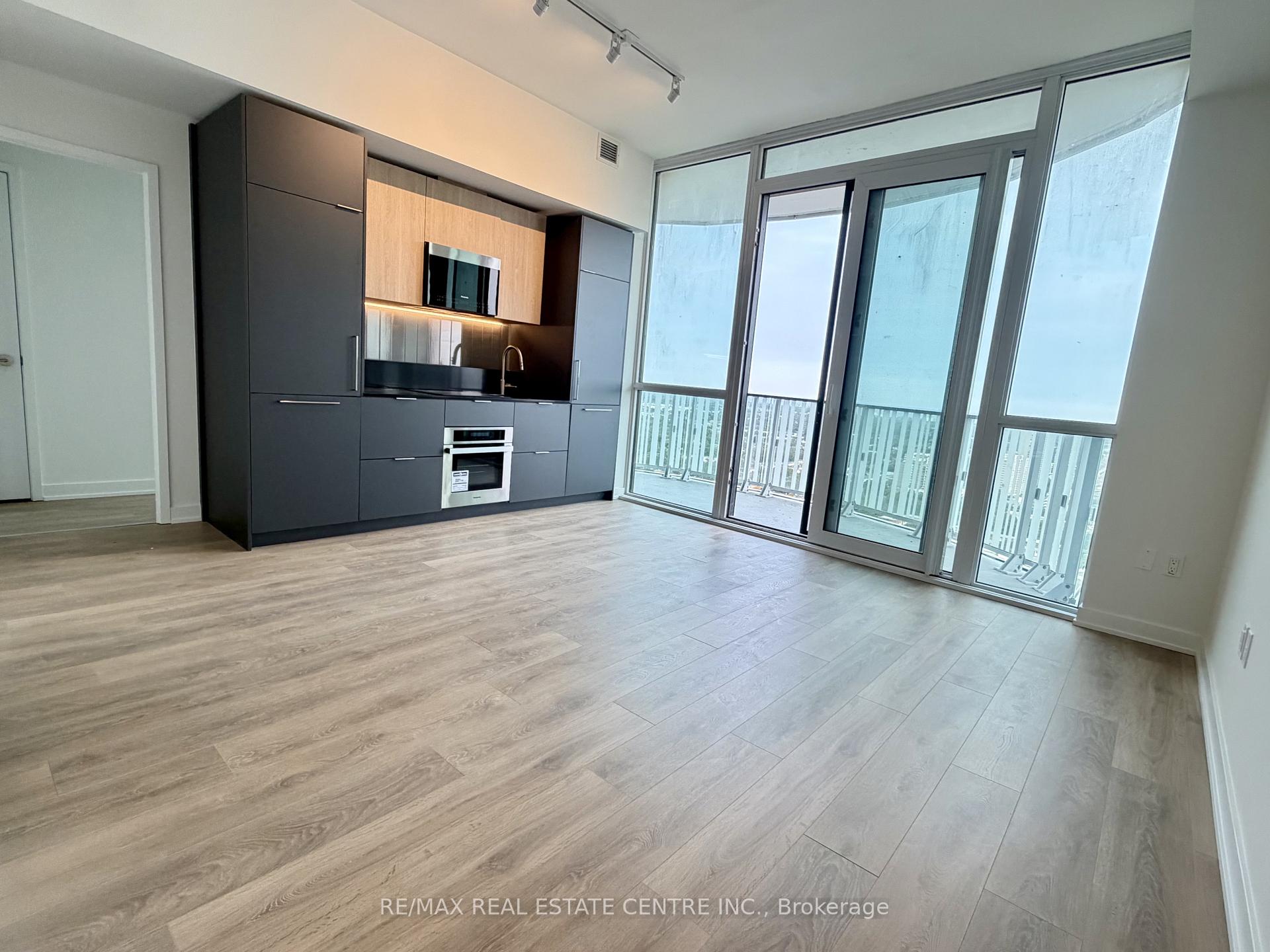 Photo 4 of Unit 2602, 1 Fairview Road E, Mississauga, Mississauga Valleys — HOMEH