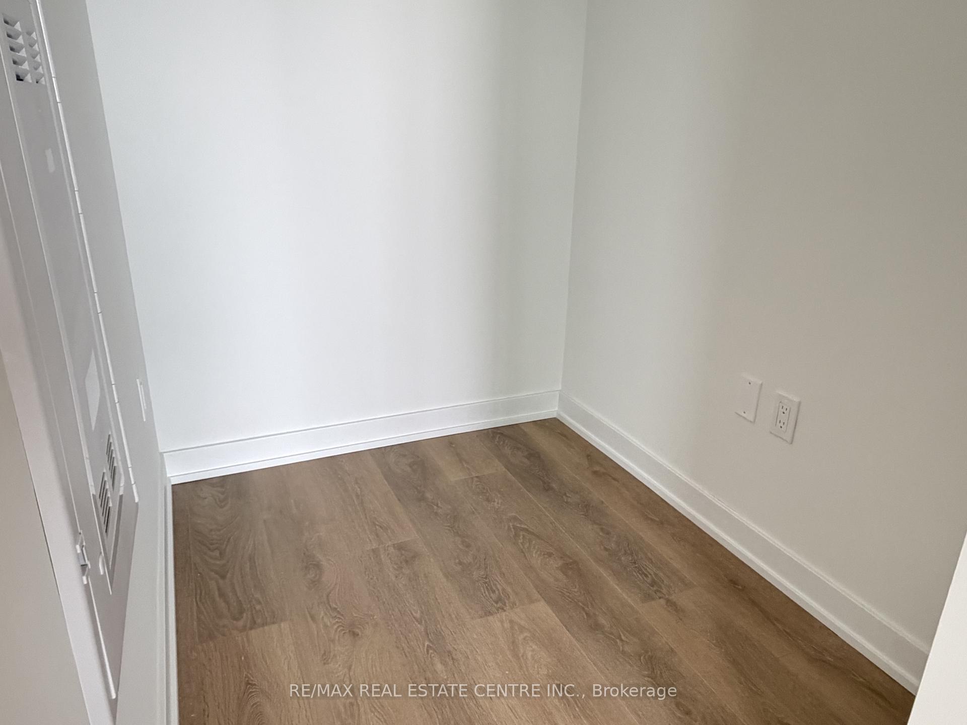Photo 11 of Unit 2602, 1 Fairview Road E, Mississauga, Mississauga Valleys — HOMEH