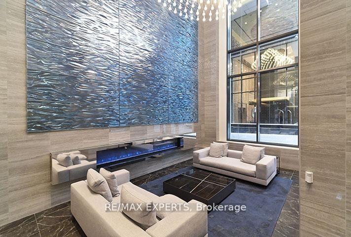 Photo 2 of Unit 2115, 115 Blue Jays Way, Toronto, Waterfront Communities — HOMEH