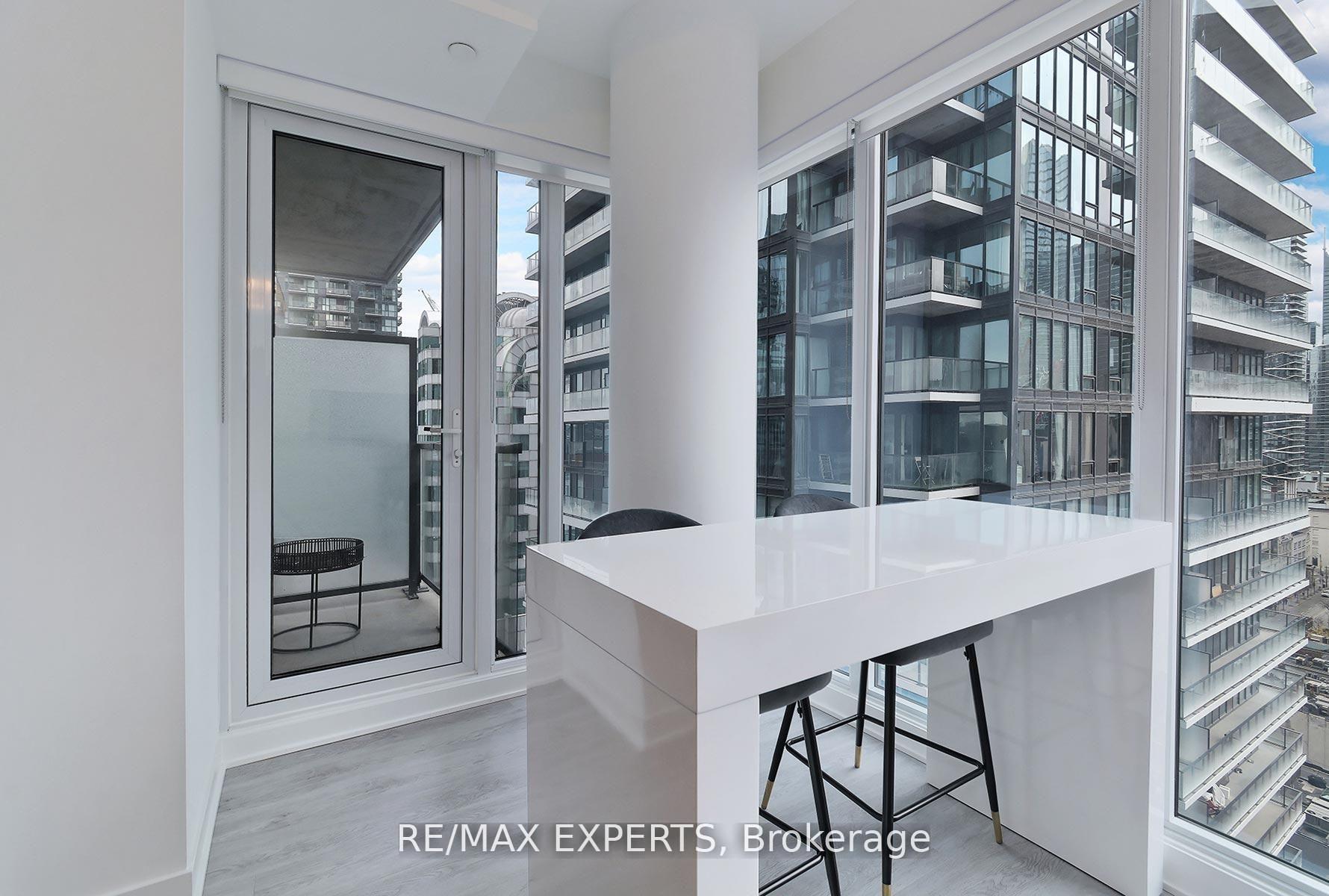 Photo 9 of Unit 2115, 115 Blue Jays Way, Toronto, Waterfront Communities — HOMEH