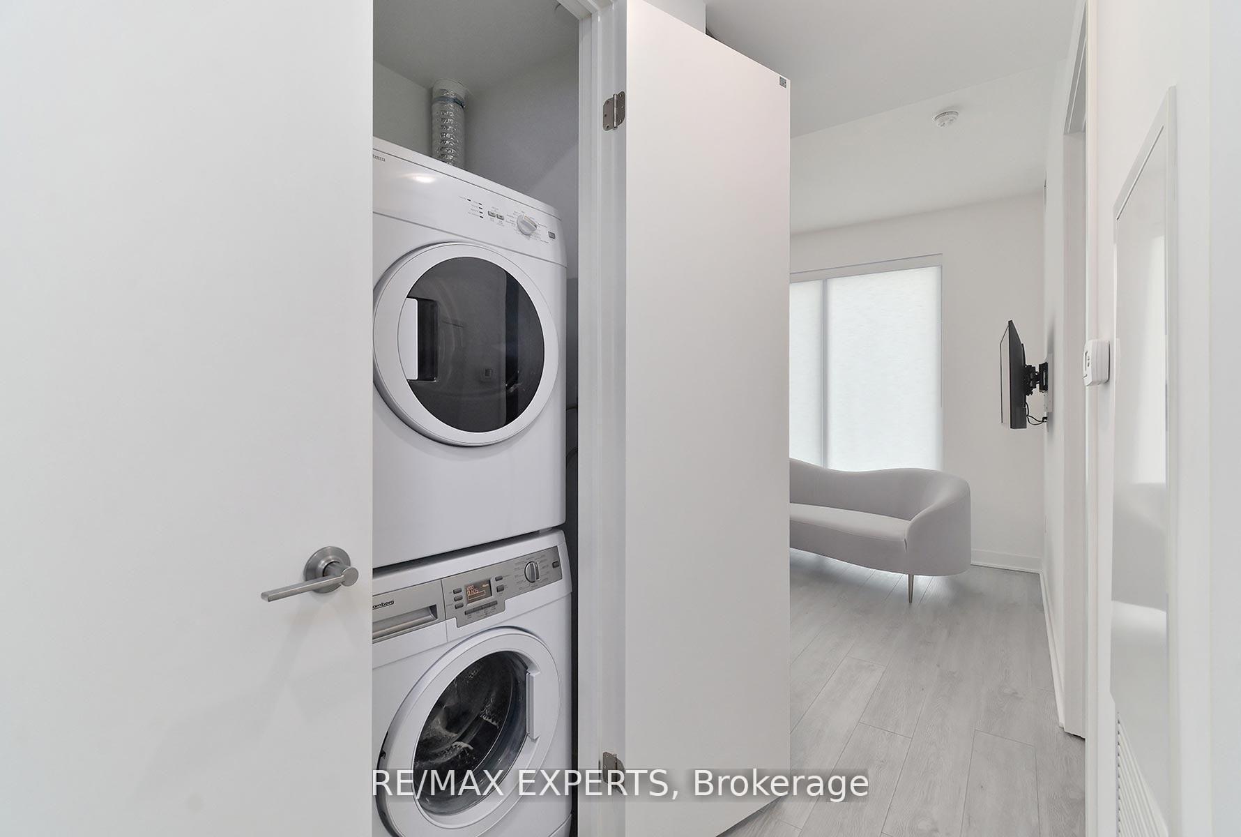 Photo 14 of Unit 2115, 115 Blue Jays Way, Toronto, Waterfront Communities — HOMEH