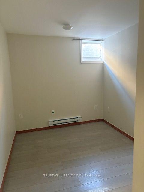 Photo 3 of 14810 Yonge Street, Aurora, Aurora Highlands — HOMEH