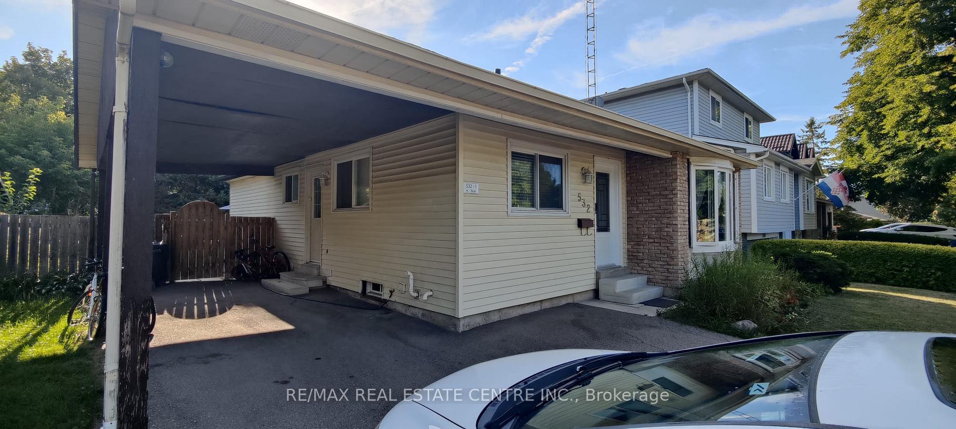 Front of Unit Main Floor Only, 532 Woodward Avenue