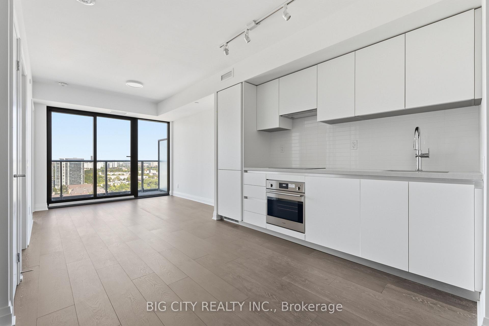 Photo 4 of Unit 1808, 25 Frederick Todd Way, Toronto, Thorncliffe Park — HOMEH