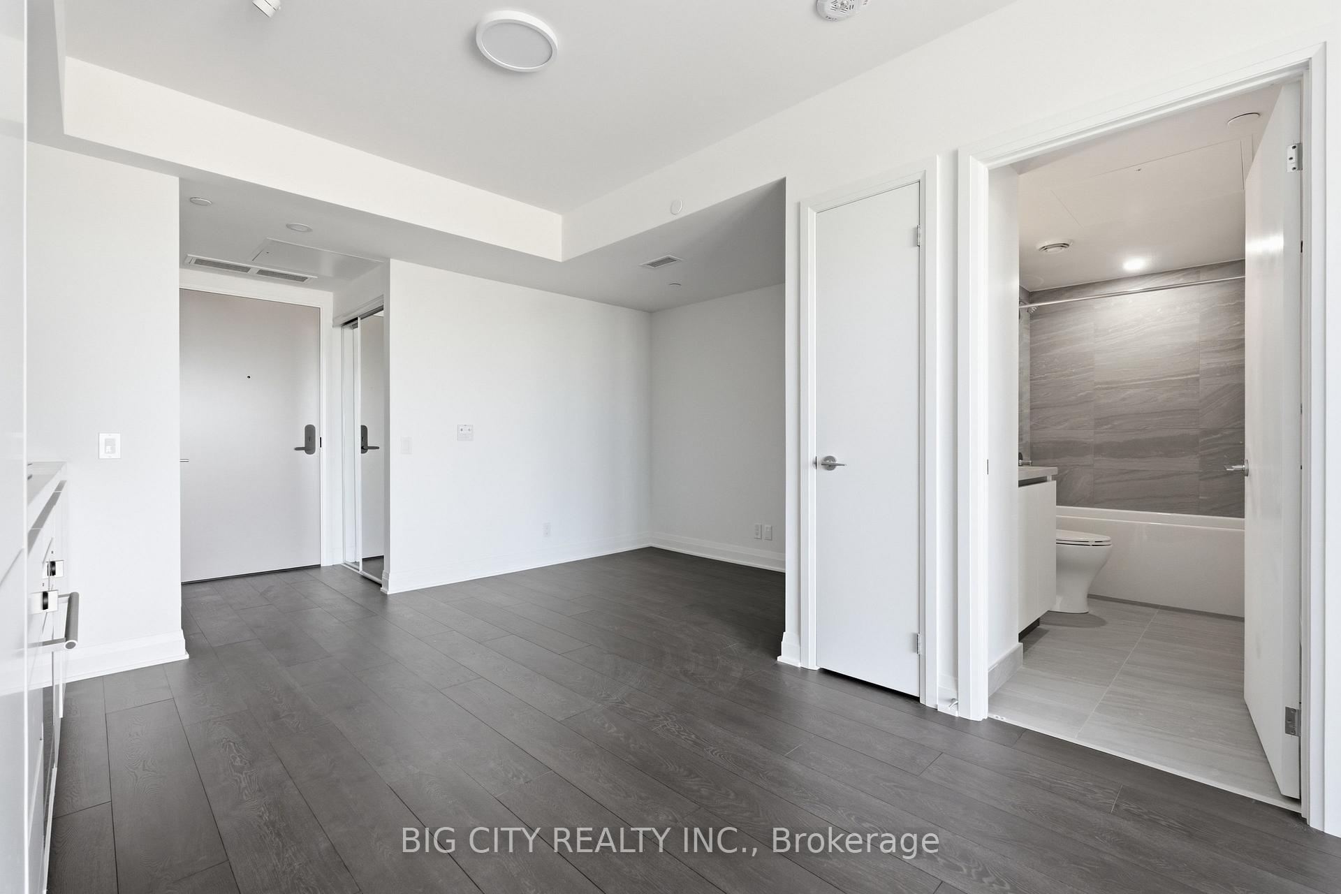 Photo 12 of Unit 1808, 25 Frederick Todd Way, Toronto, Thorncliffe Park — HOMEH