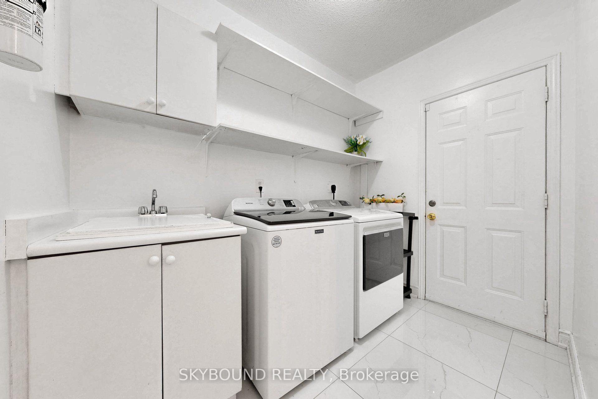 Photo 11 of 5925 Manzanillo Crescent, Mississauga, Churchill Meadows — HOMEH