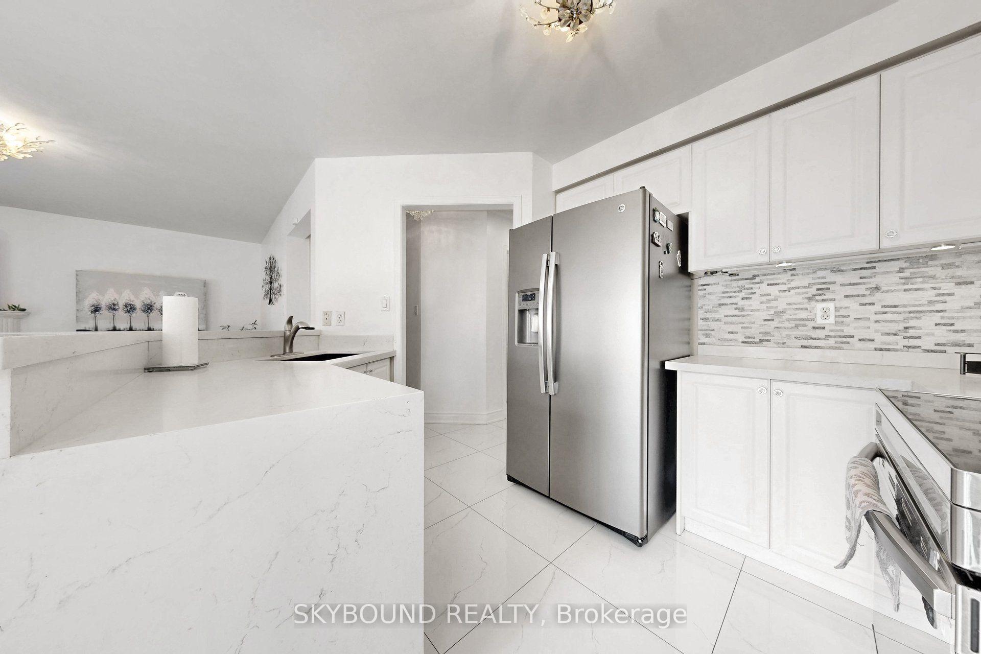 Photo 14 of 5925 Manzanillo Crescent, Mississauga, Churchill Meadows — HOMEH