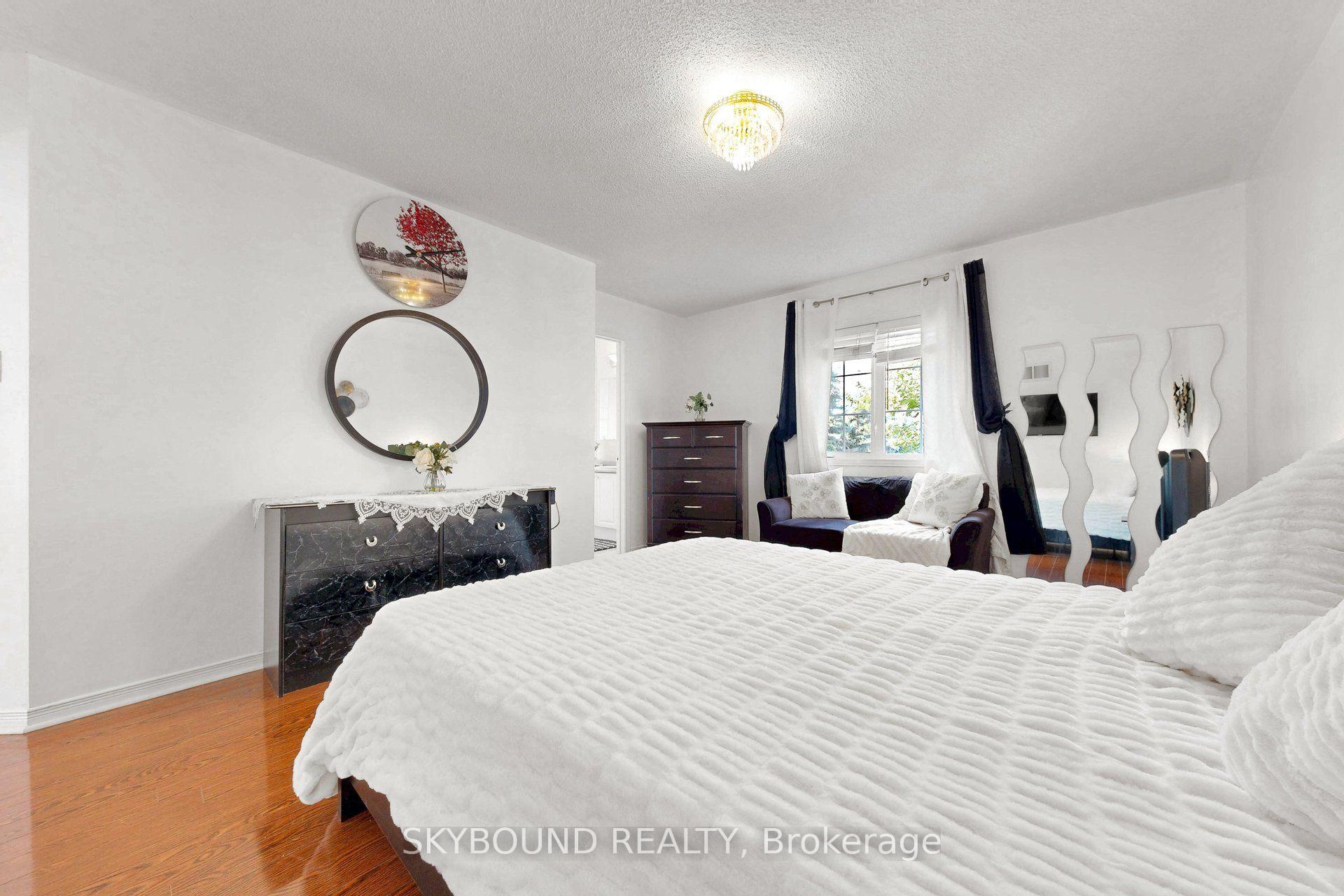 Photo 22 of 5925 Manzanillo Crescent, Mississauga, Churchill Meadows — HOMEH