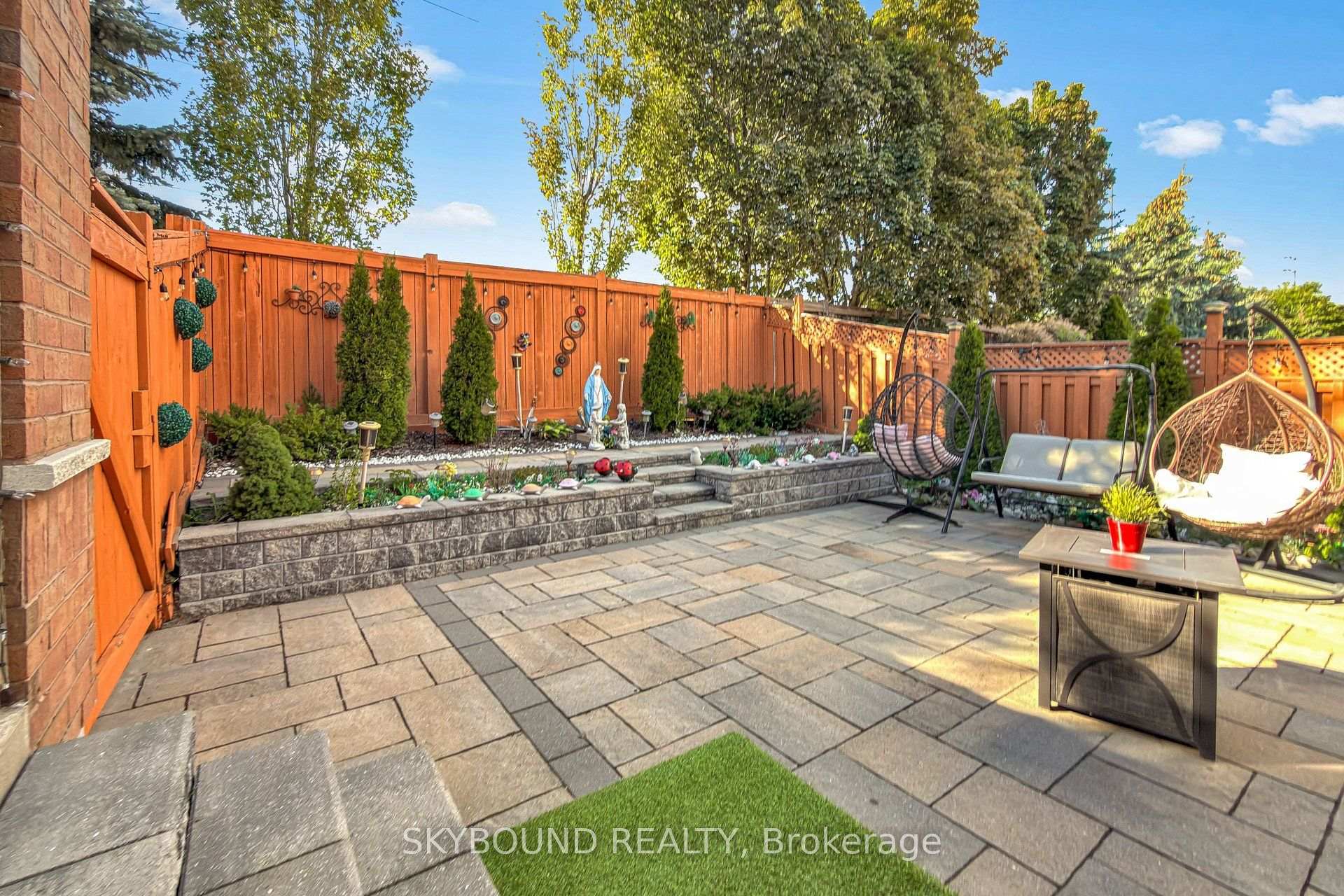 Photo 46 of 5925 Manzanillo Crescent, Mississauga, Churchill Meadows — HOMEH