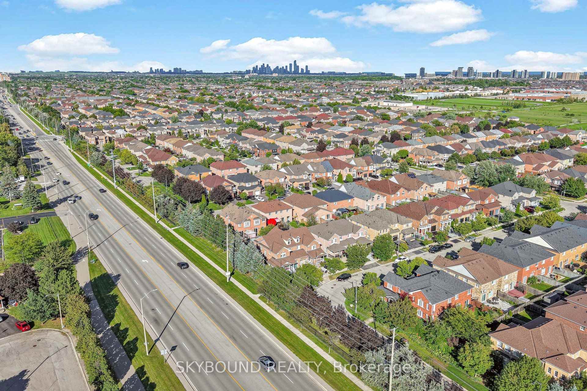 Photo 49 of 5925 Manzanillo Crescent, Mississauga, Churchill Meadows — HOMEH