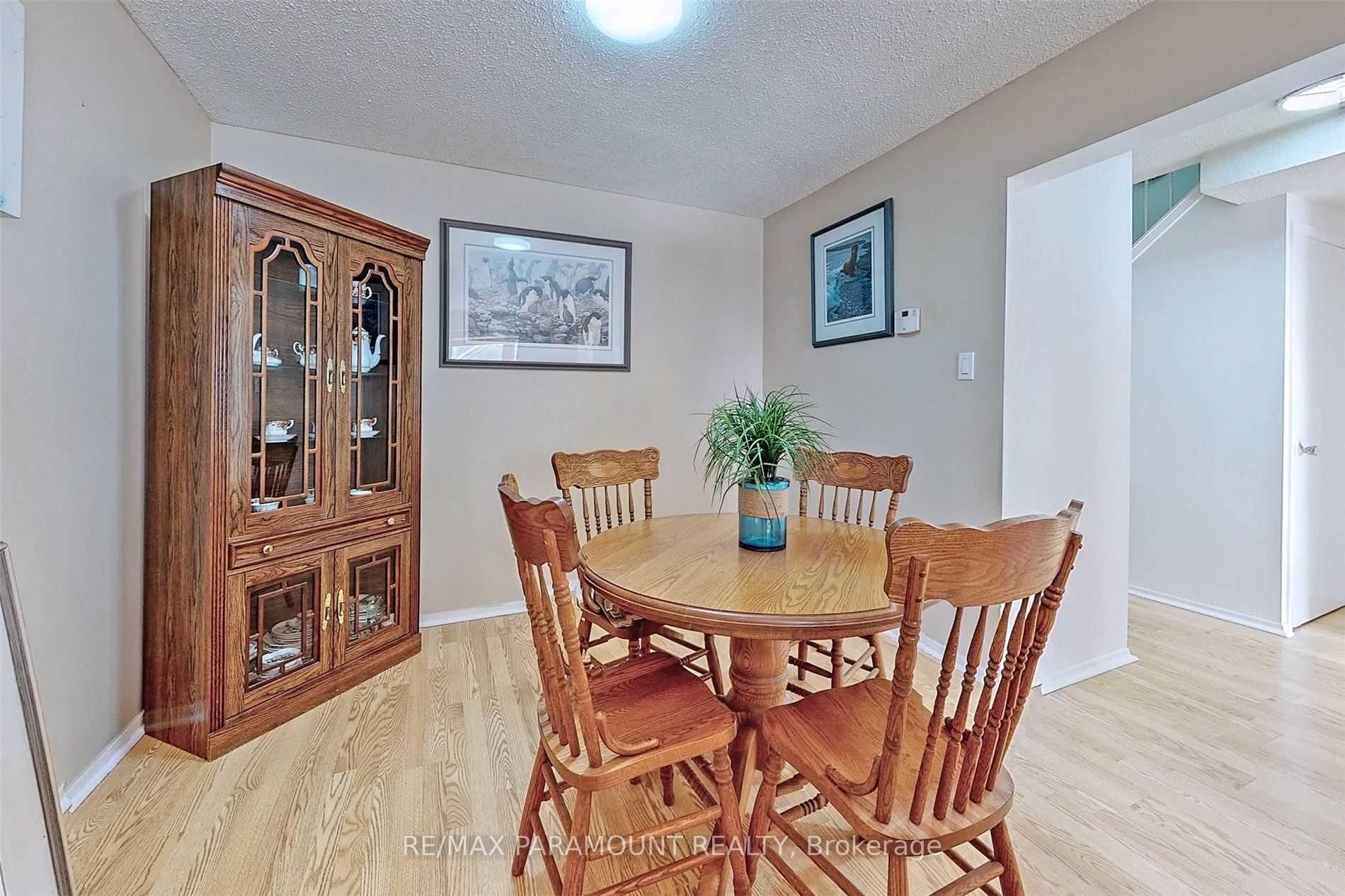 Photo 8 of 57 Royal Salisbury Way, Brampton, Madoc — HOMEH