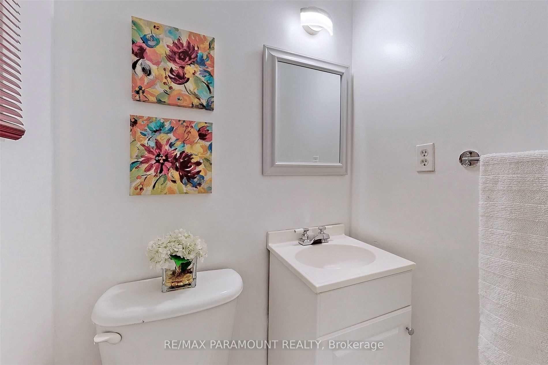 Photo 19 of 57 Royal Salisbury Way, Brampton, Madoc — HOMEH