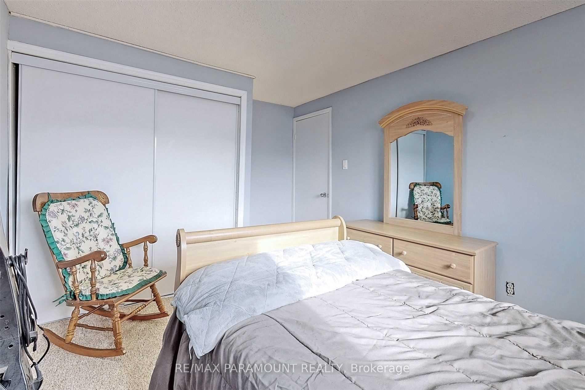 Photo 29 of 57 Royal Salisbury Way, Brampton, Madoc — HOMEH