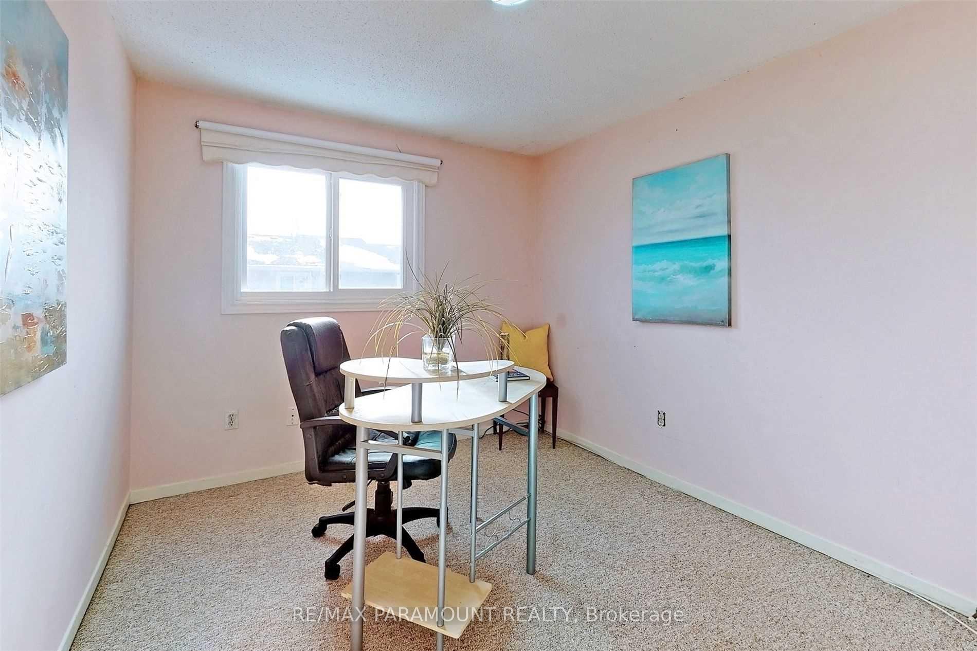 Photo 31 of 57 Royal Salisbury Way, Brampton, Madoc — HOMEH