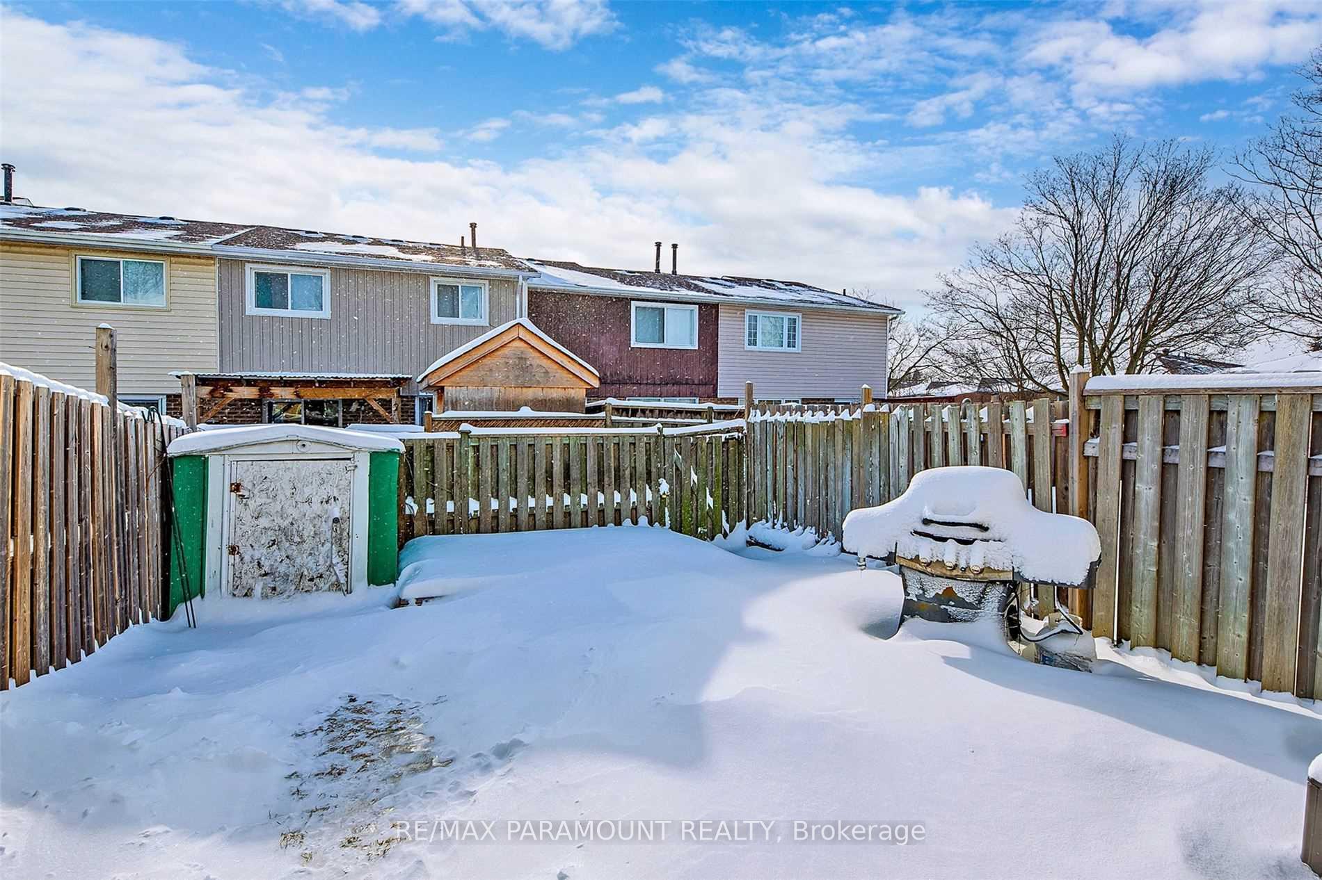 Photo 36 of 57 Royal Salisbury Way, Brampton, Madoc — HOMEH