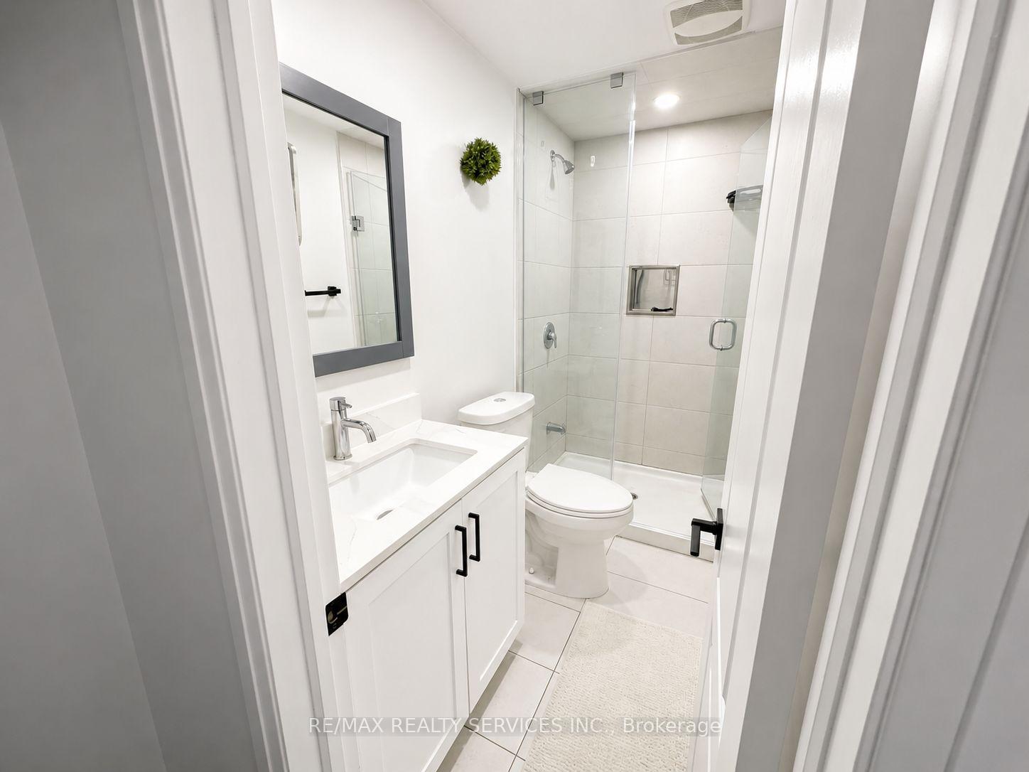 Photo 6 of Unit BSMT, 32 Trewartha Crescent, Brampton, Heart Lake West — HOMEH