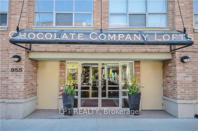 Photo 2 of Unit 414, 955 Queen Street W, Toronto, Trinity-Bellwoods — HOMEH