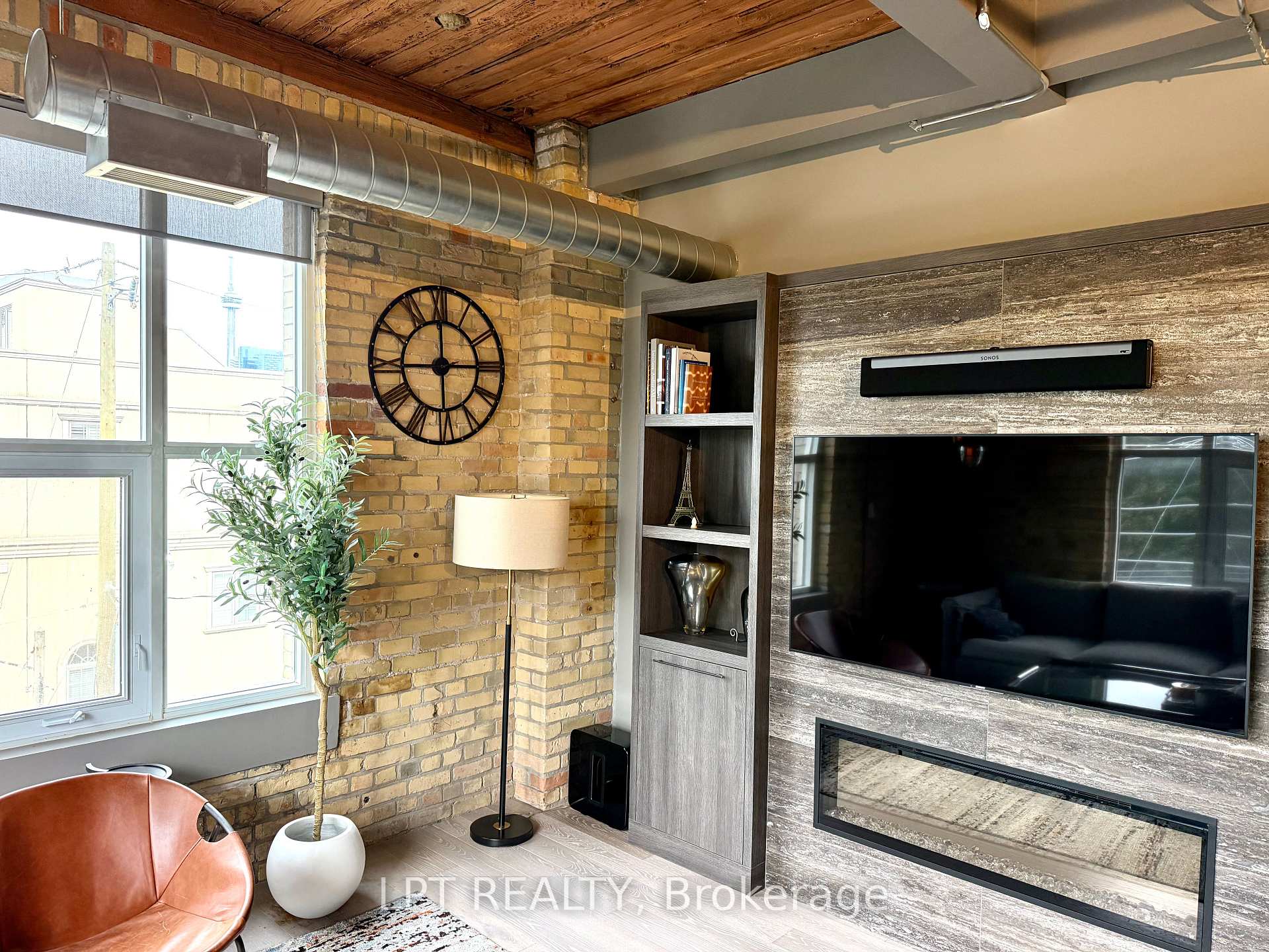 Photo 6 of Unit 414, 955 Queen Street W, Toronto, Trinity-Bellwoods — HOMEH