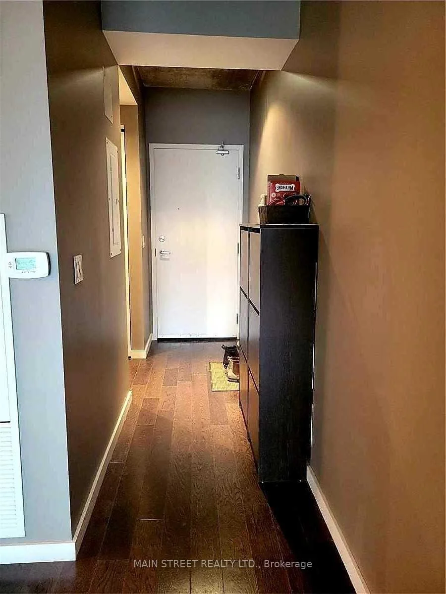 Photo 6 of Unit 421, 51 Trolley Crescent, Toronto, Moss Park — HOMEH