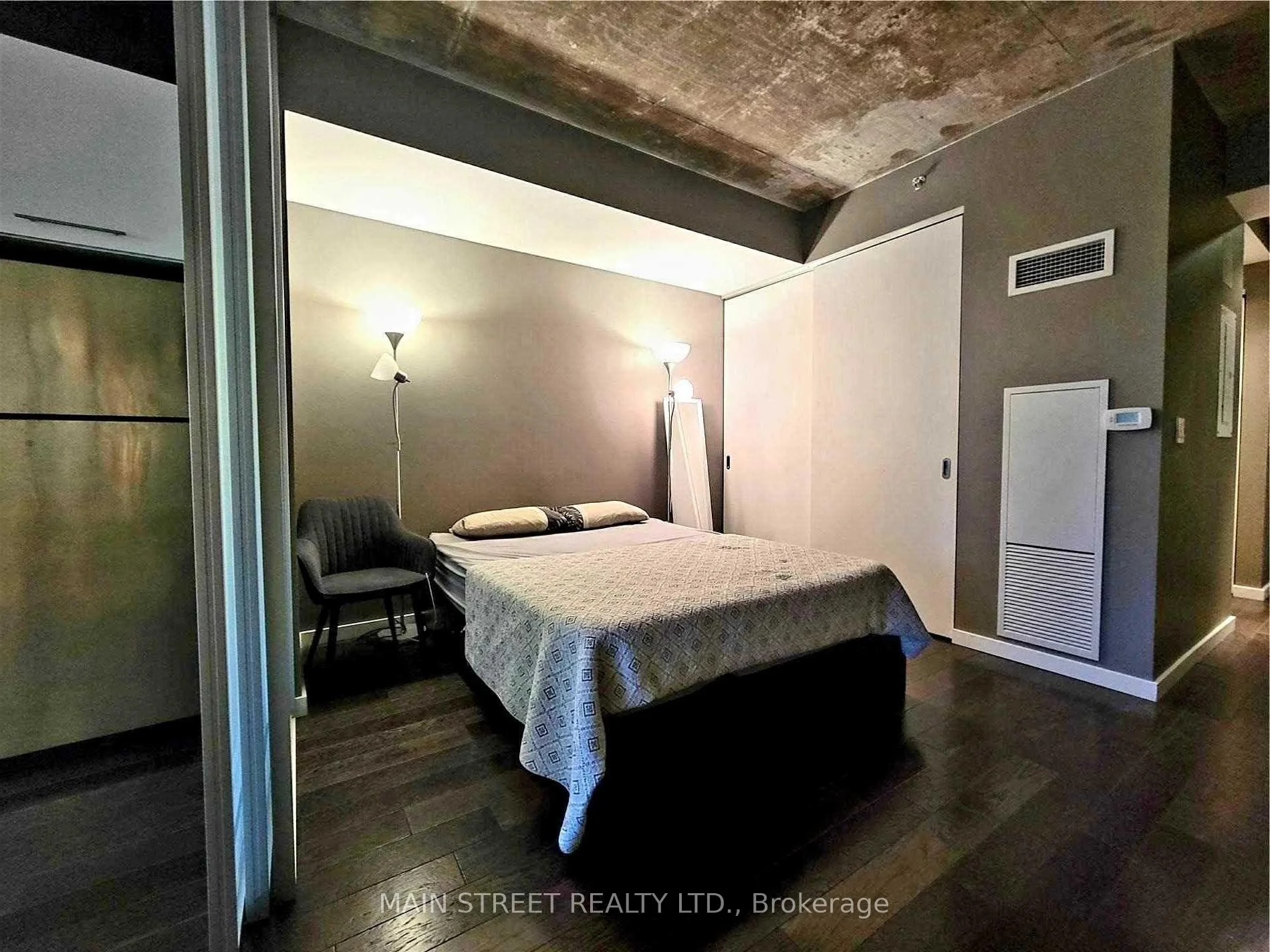 Photo 14 of Unit 421, 51 Trolley Crescent, Toronto, Moss Park — HOMEH