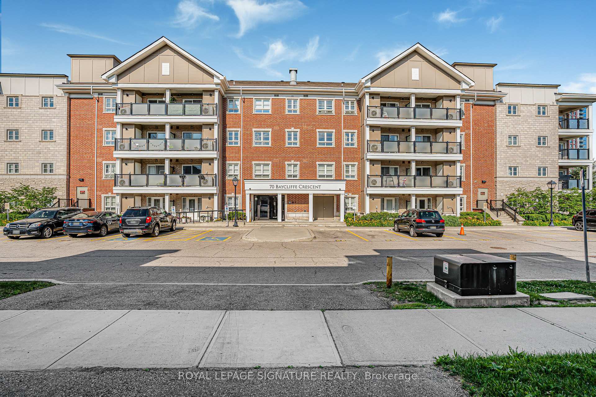 Photo 2 of Unit 312, 70 Baycliffe Crescent, Brampton, Northwest Brampton — HOMEH