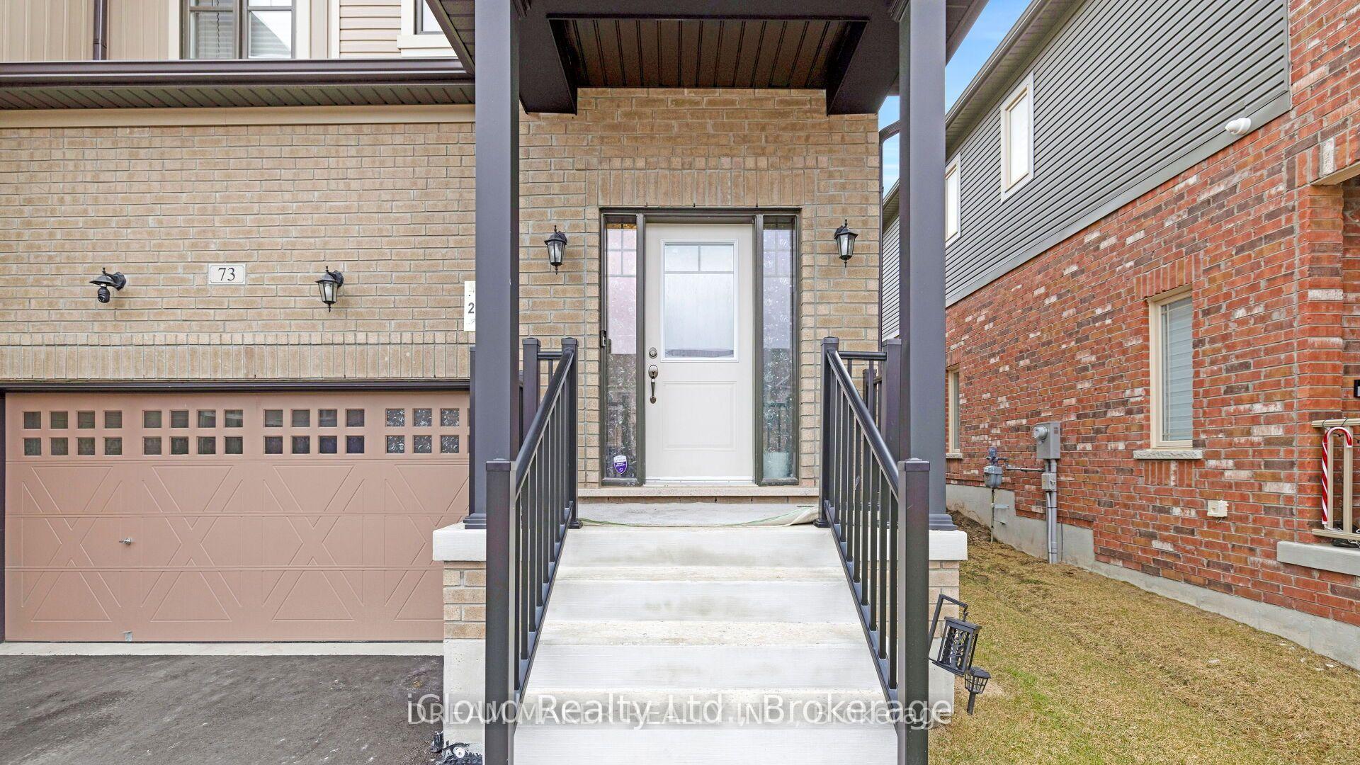 Photo 3 of 73 Lorne Thomas Place, New Tecumseth, Alliston — HOMEH