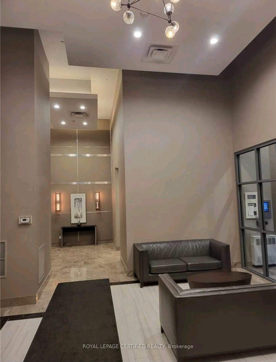 Photo 4 of Unit 724, 2490 Old Bronte Road, Oakville, Westmount — HOMEH