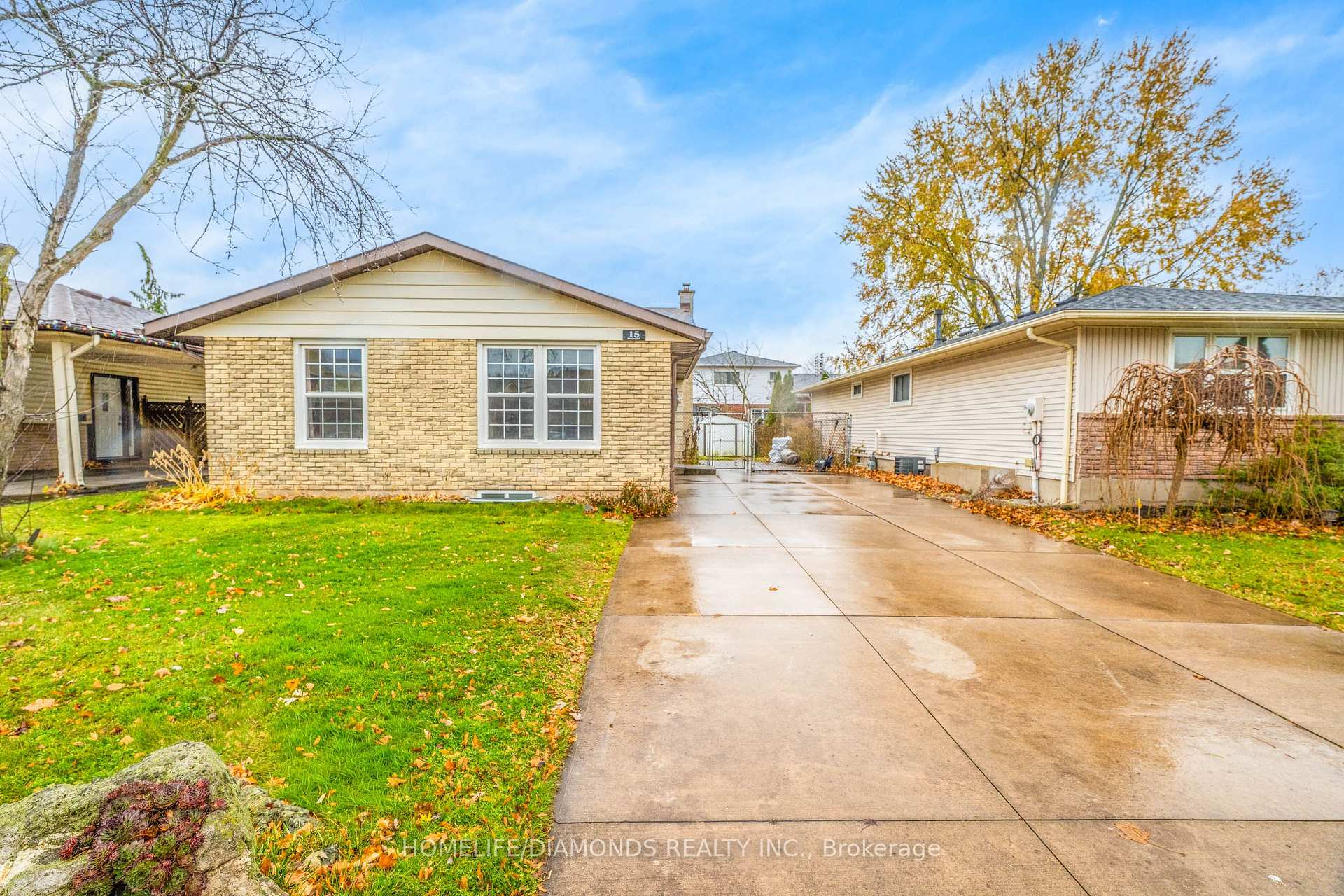 Photo 3 of 15 Keefer Road, Thorold, Confederation Heights — HOMEH