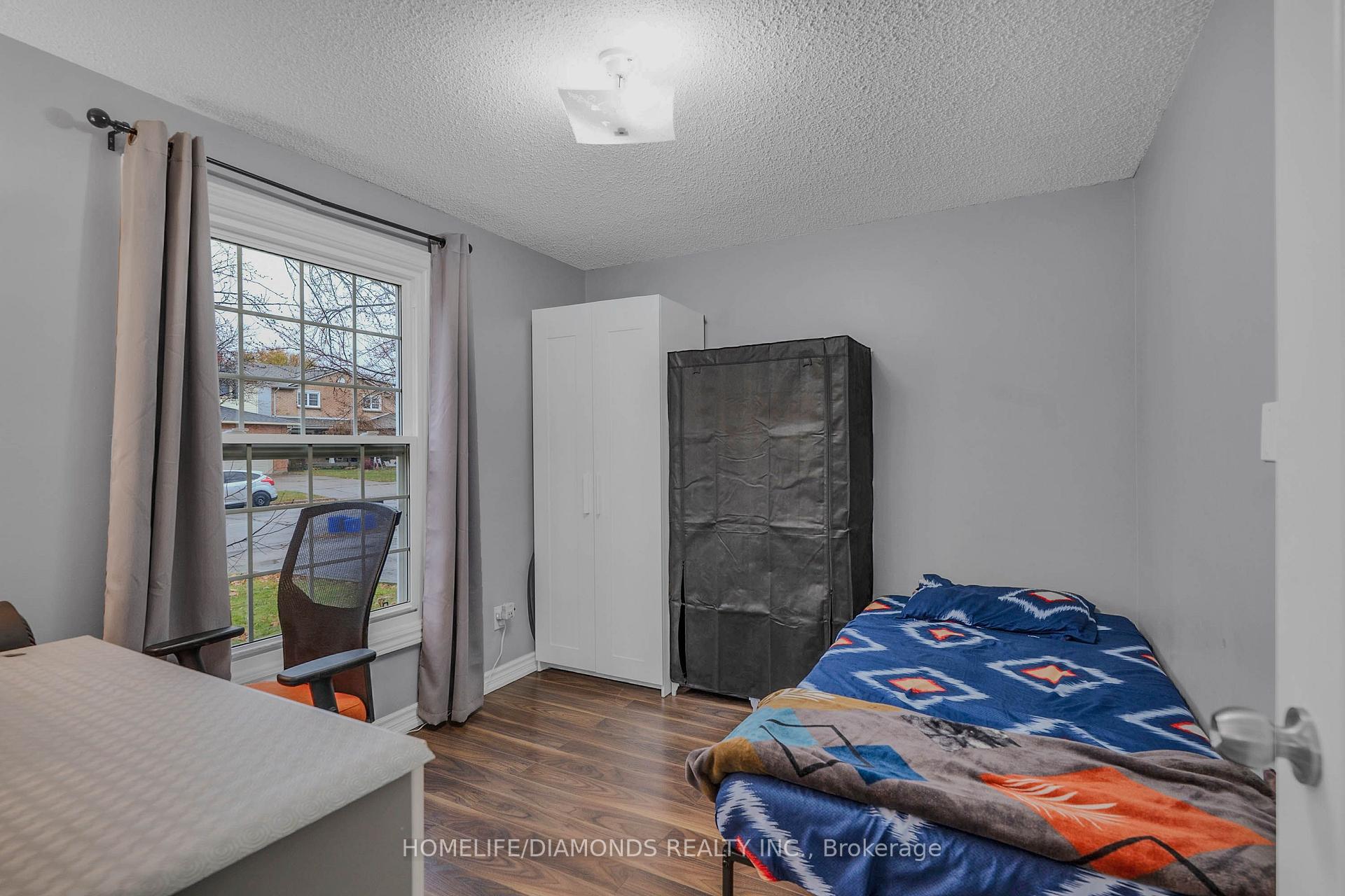 Photo 10 of 15 Keefer Road, Thorold, Confederation Heights — HOMEH