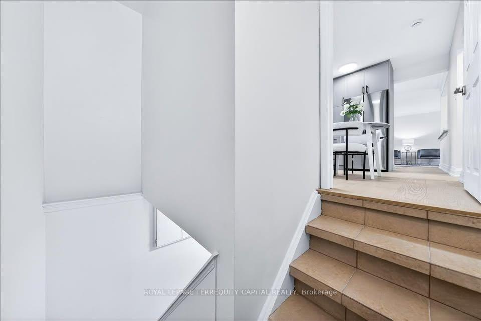 Photo 5 of Unit Lower, 65 Glenmanor Drive, Oakville, Central — HOMEH