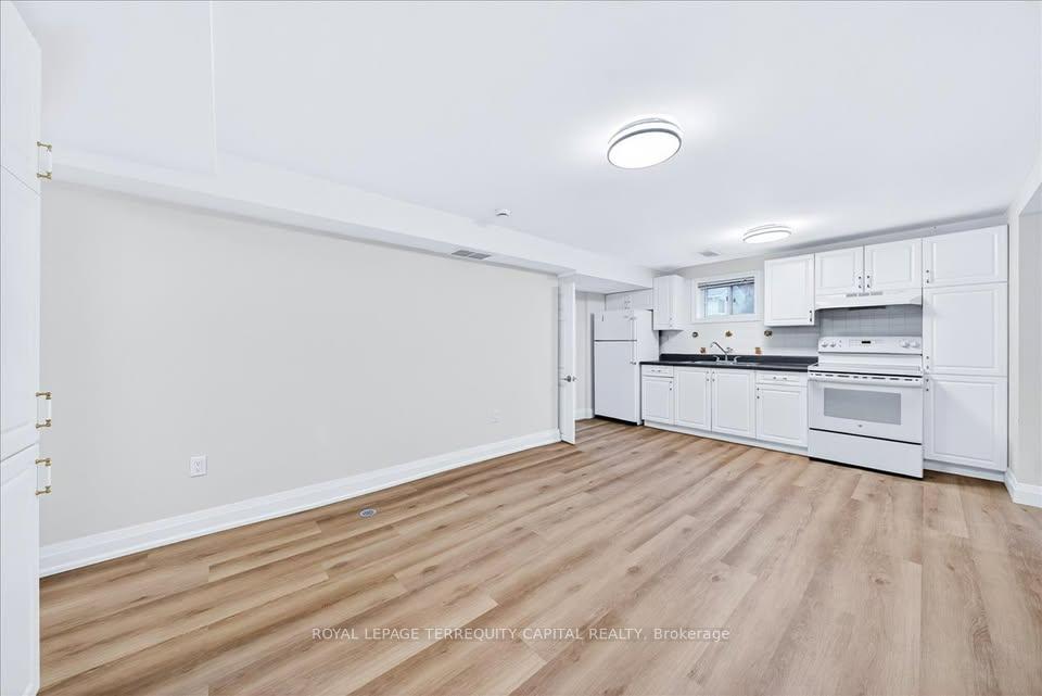 Photo 6 of Unit Lower, 65 Glenmanor Drive, Oakville, Central — HOMEH
