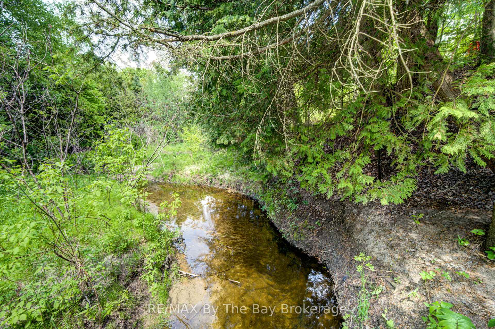 Photo 22 of 50 Donato Way, Wasaga Beach — HOMEH