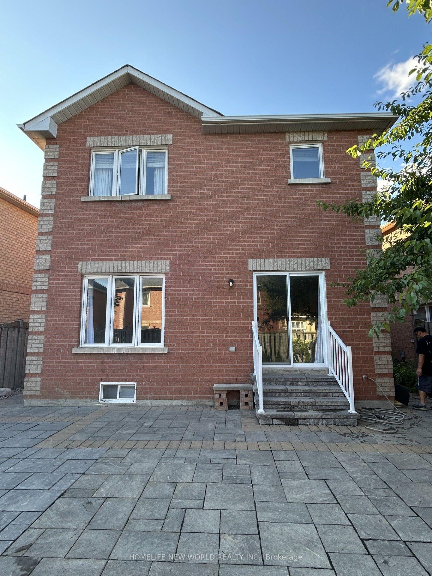 Photo 5 of 7 Symphony Gate, Markham, Milliken Mills West — HOMEH