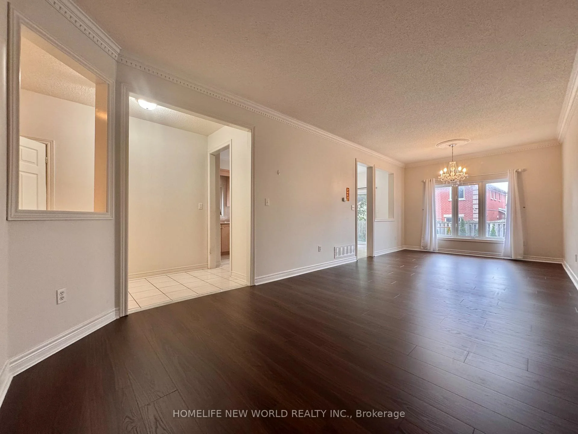 Photo 11 of 7 Symphony Gate, Markham, Milliken Mills West — HOMEH