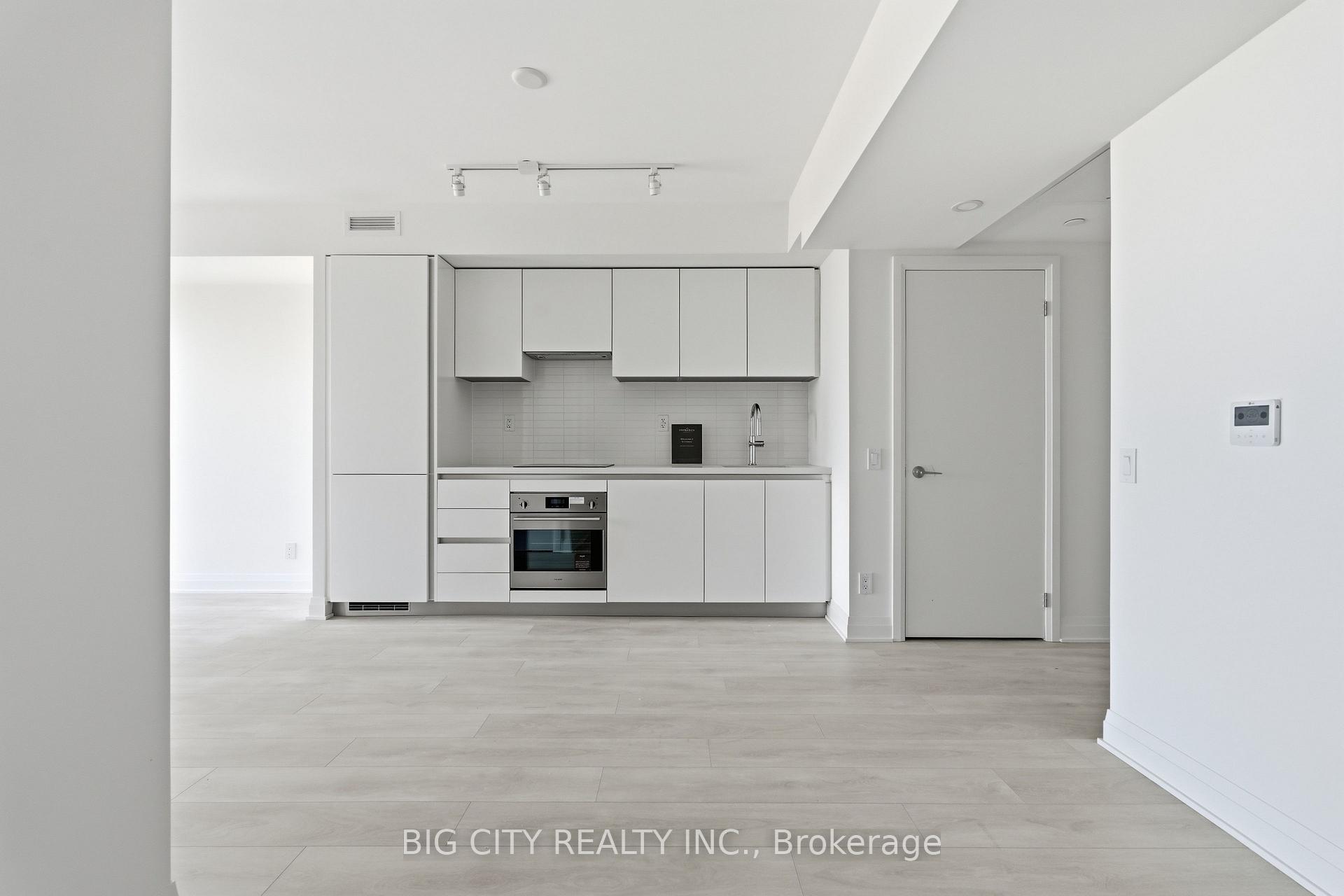 Photo 6 of Unit 2108, 25 Frederick Todd Way, Toronto, Thorncliffe Park — HOMEH