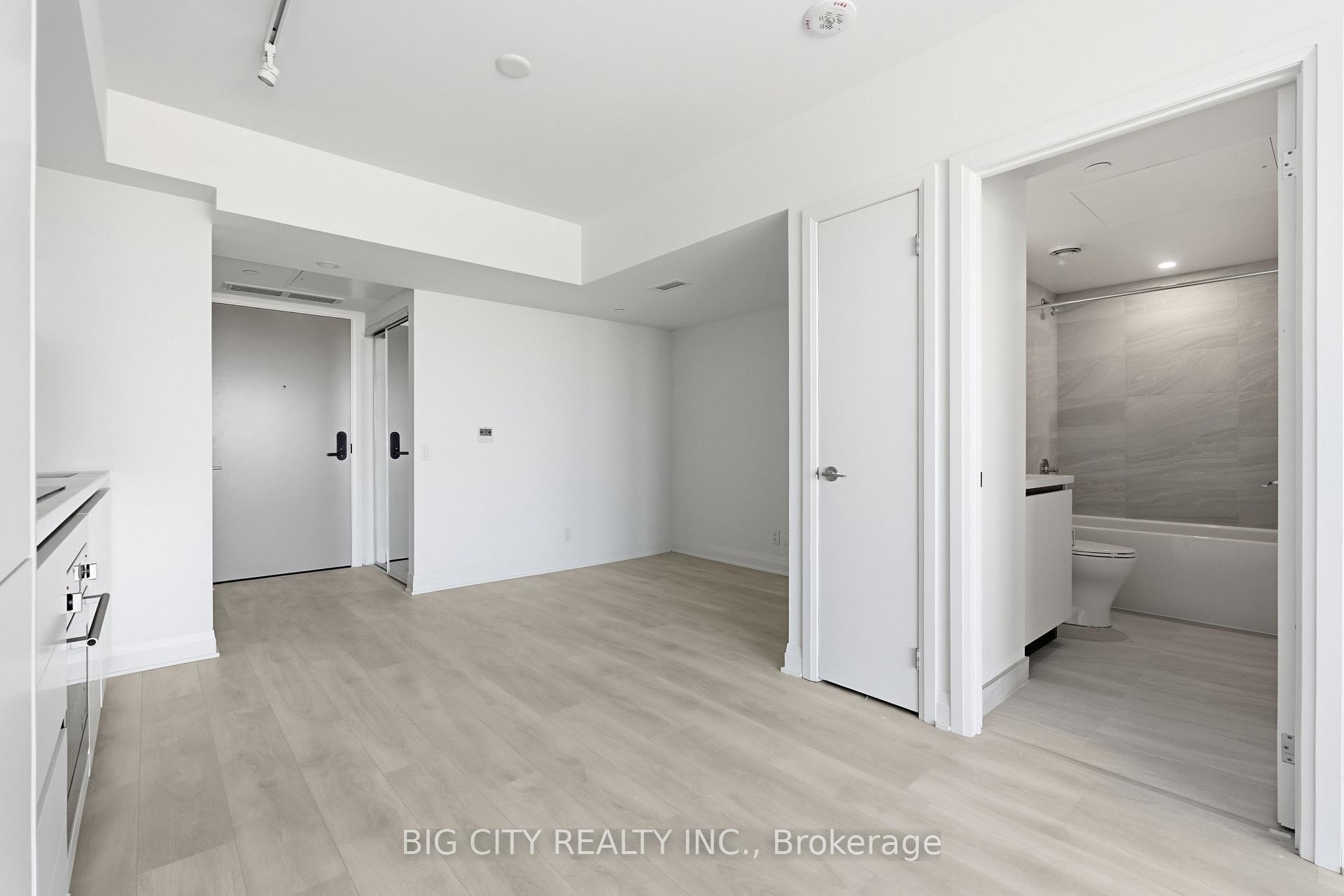Photo 8 of Unit 2108, 25 Frederick Todd Way, Toronto, Thorncliffe Park — HOMEH