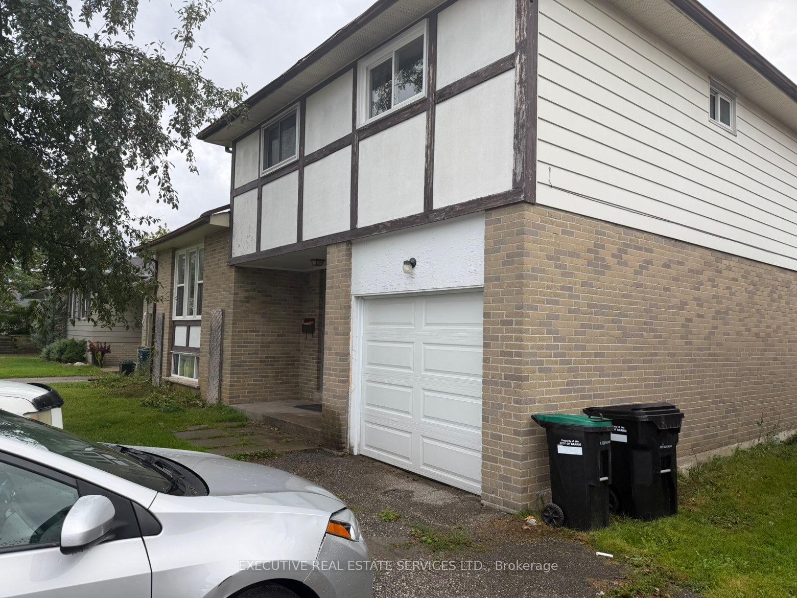 Photo 3 of 280 Cook Street, Barrie, Grove East — HOMEH